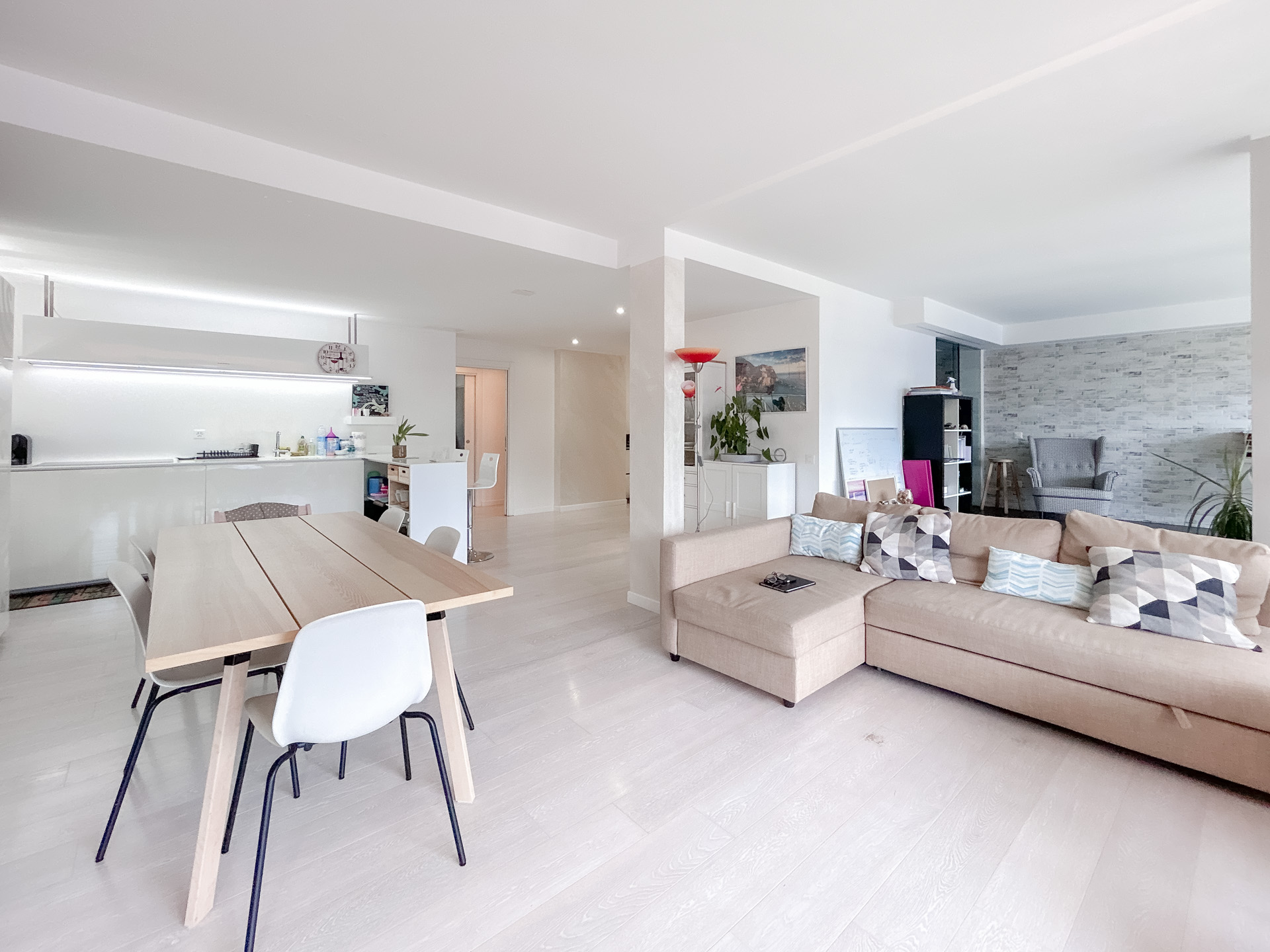 Ampio e moderno appartamento 3.5 locali in affitto a Lugano