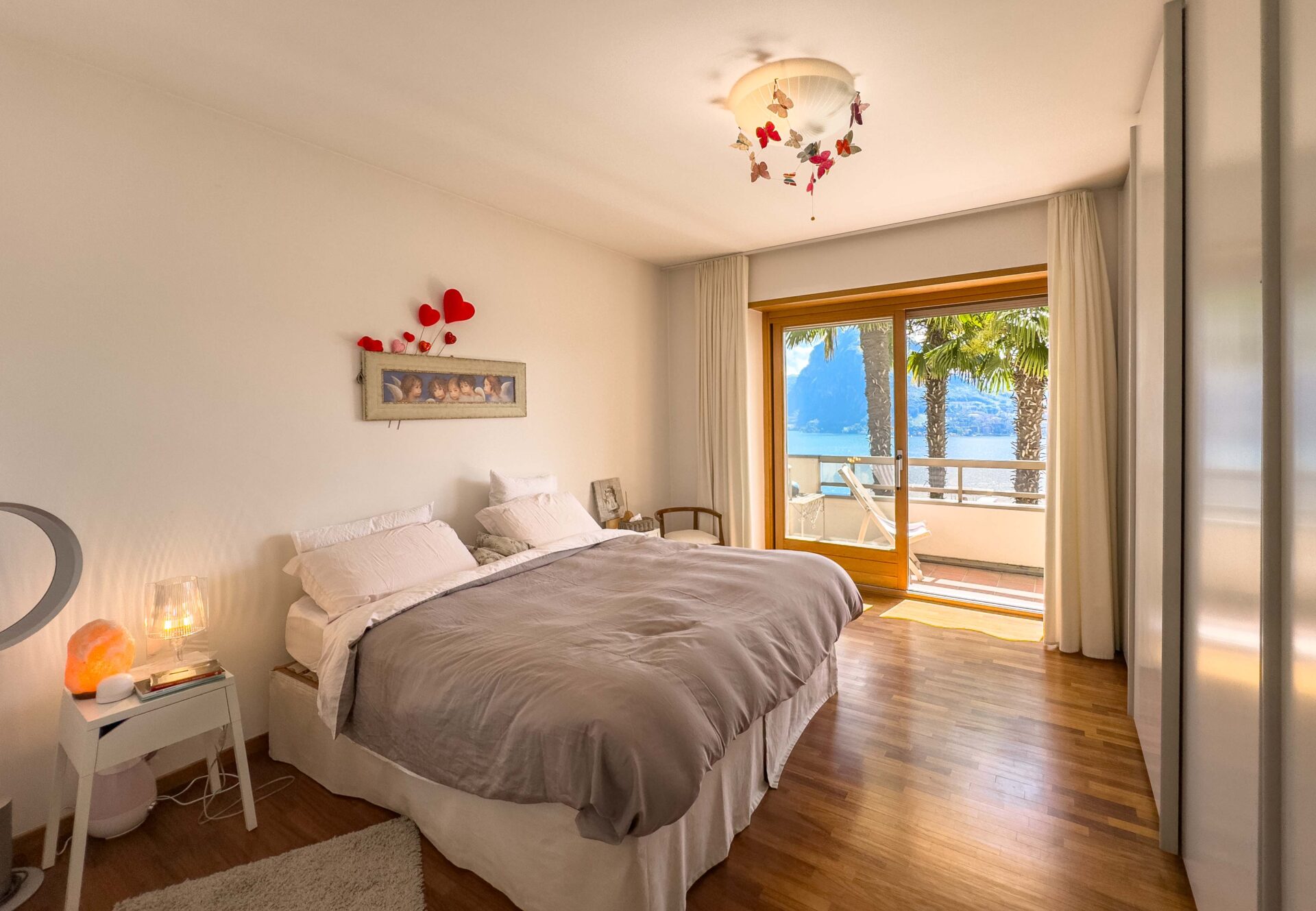 Lake view apartment for sale in Castagnola. Secondary residence.