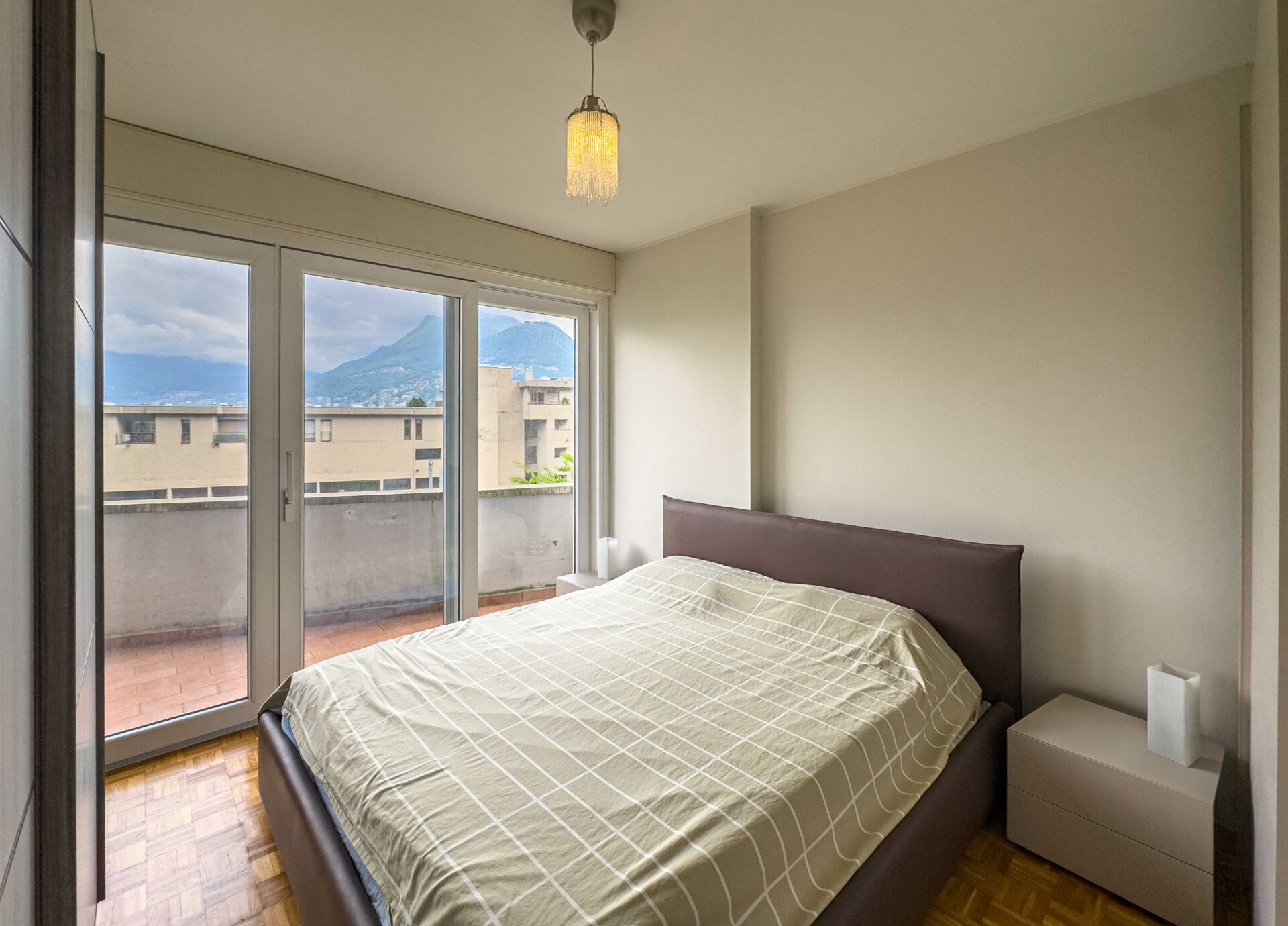 Appartamento 3.5 locali con giardino in vendita a Paradiso