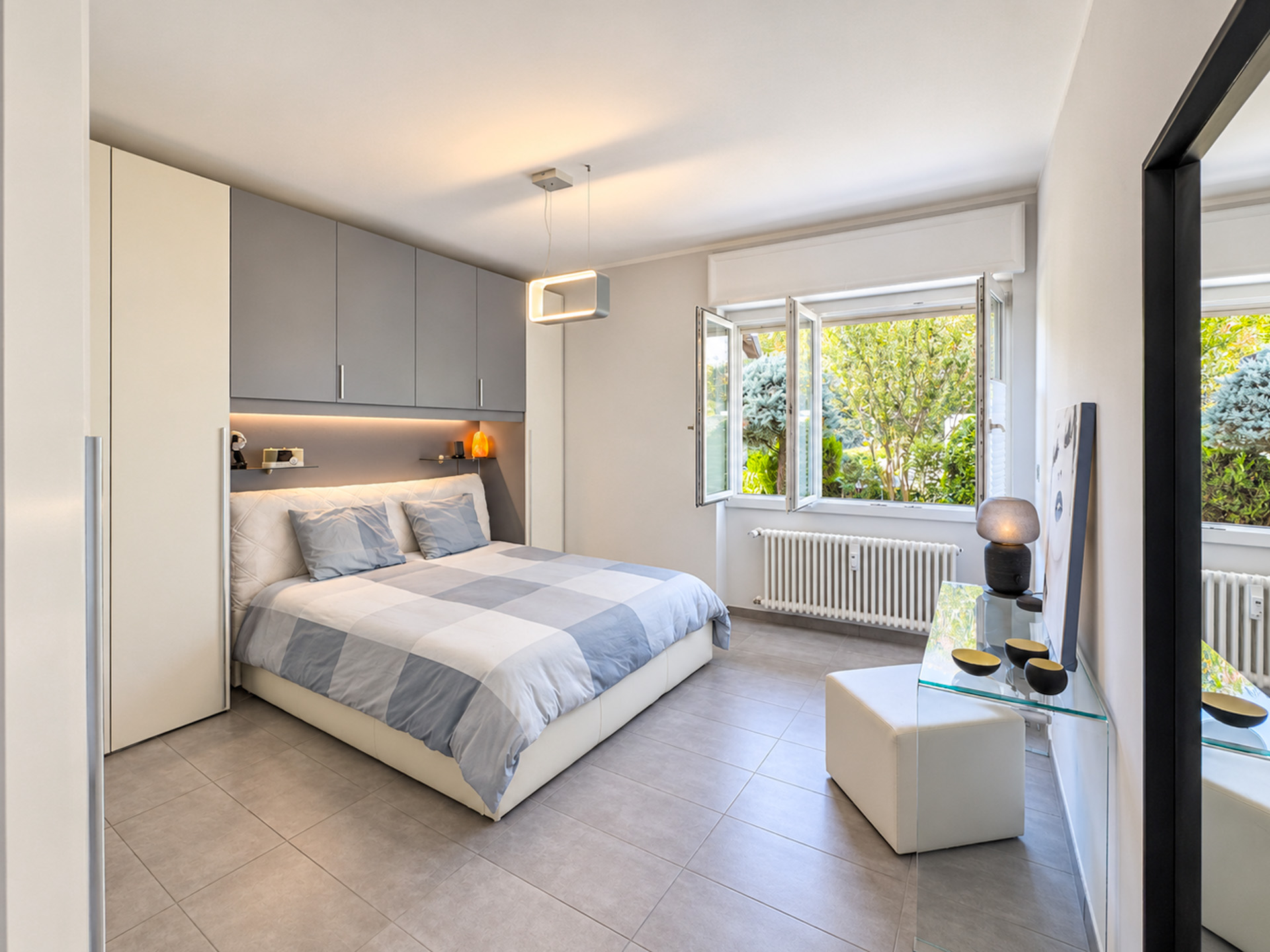 3.5-room apartment with a garden for sale in Carona 3.5-room apartment with a garden for sale in Carona