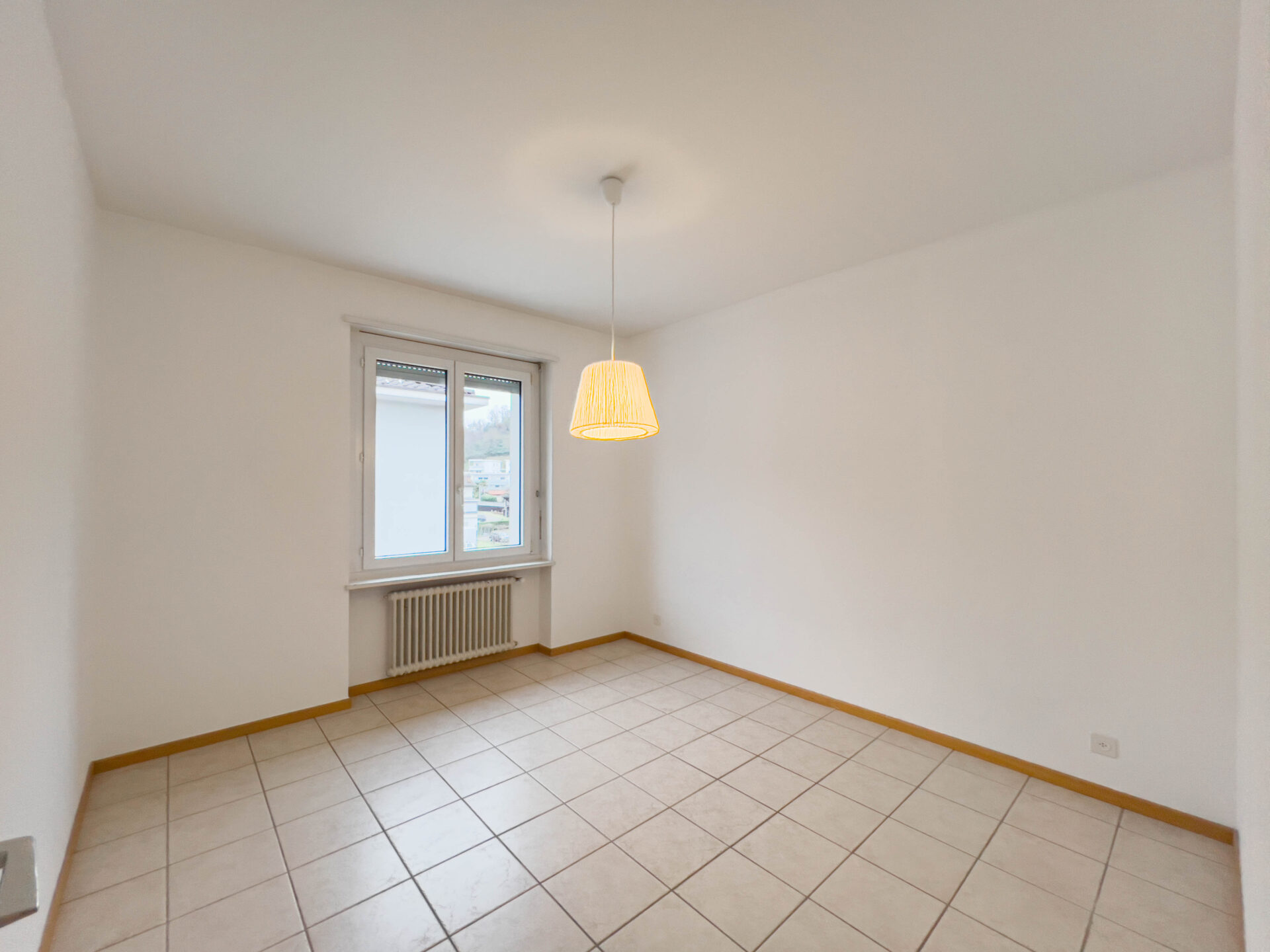 3.5-Zimmer-Wohnung in Lamone zu verkaufen