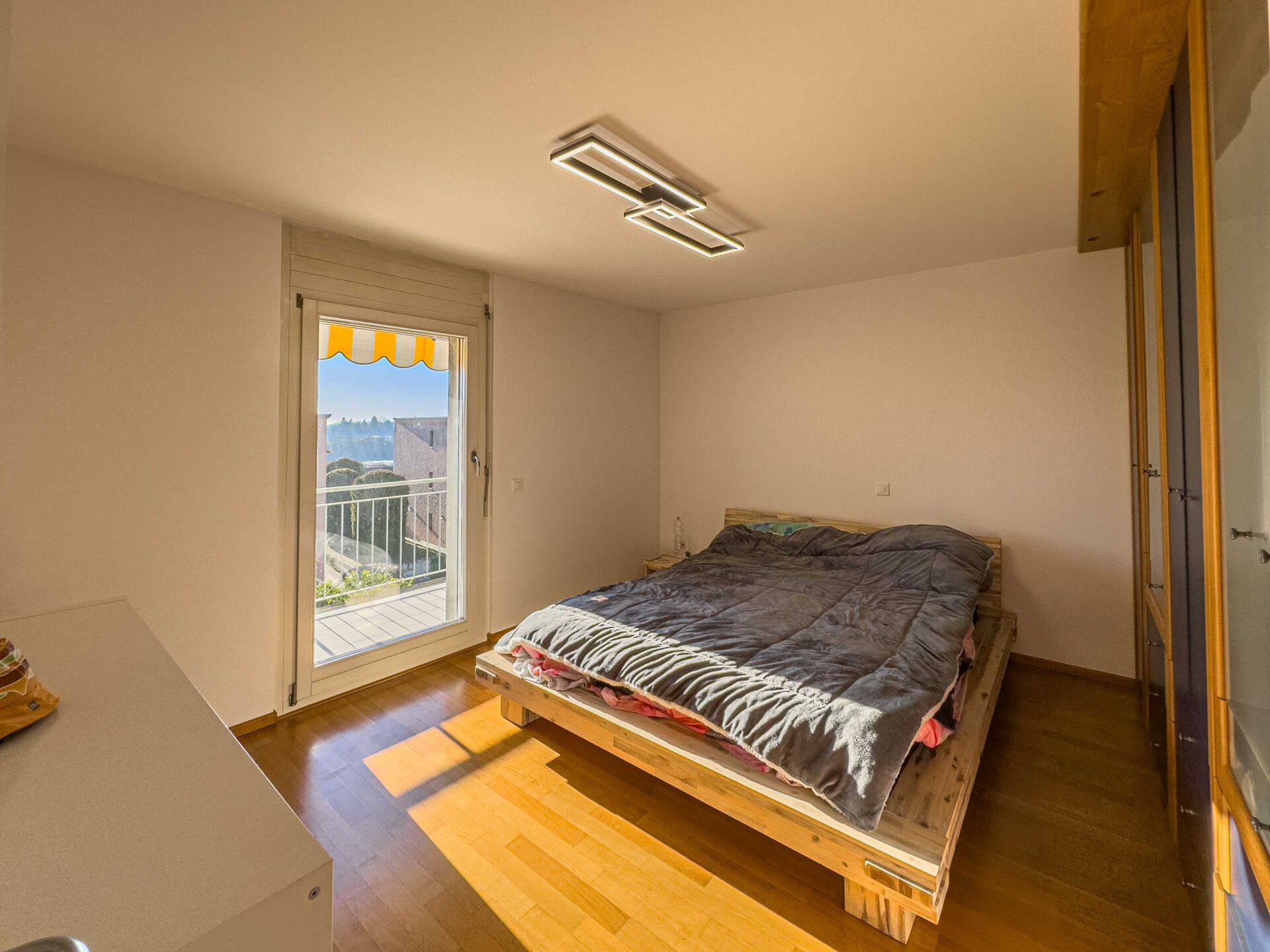 Doppelhaushälfte mit Garten in Arzo zu verkaufen Doppelhaushälfte mit Garten in Arzo zu verkaufen