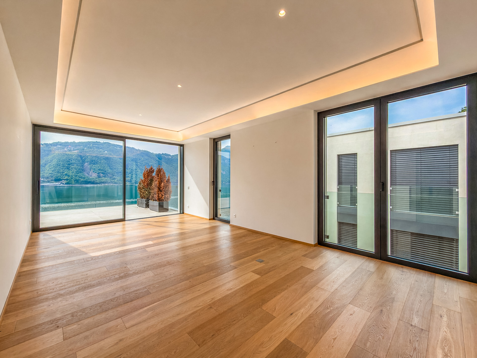 Attico di lusso vista lago in affitto a Bissone