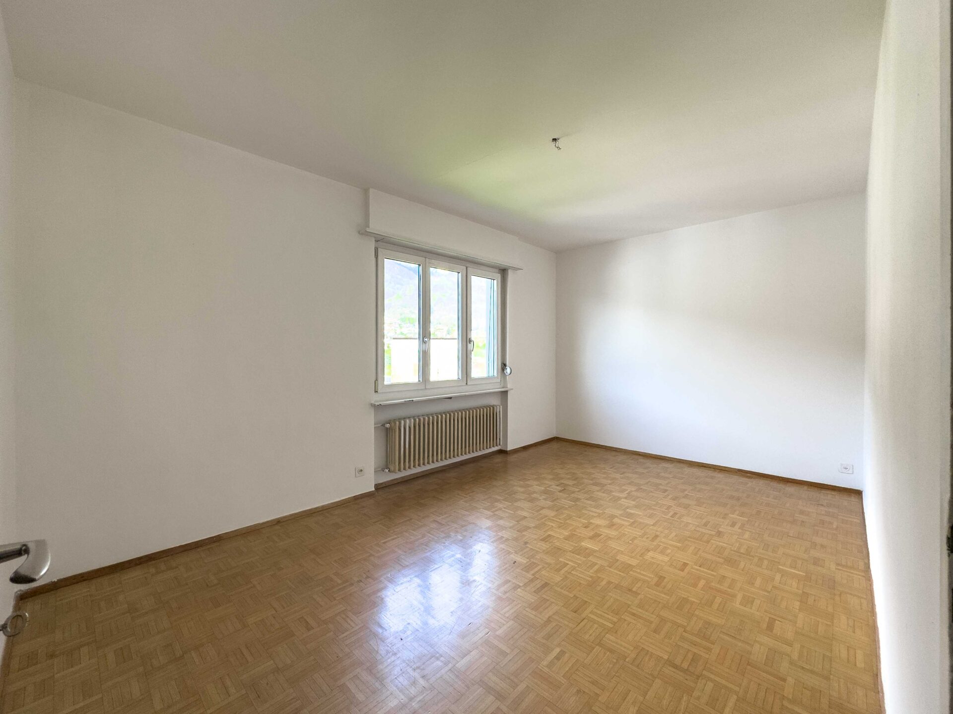 Dachgeschosswohnungen in einem Block in Taverne zu verkaufen