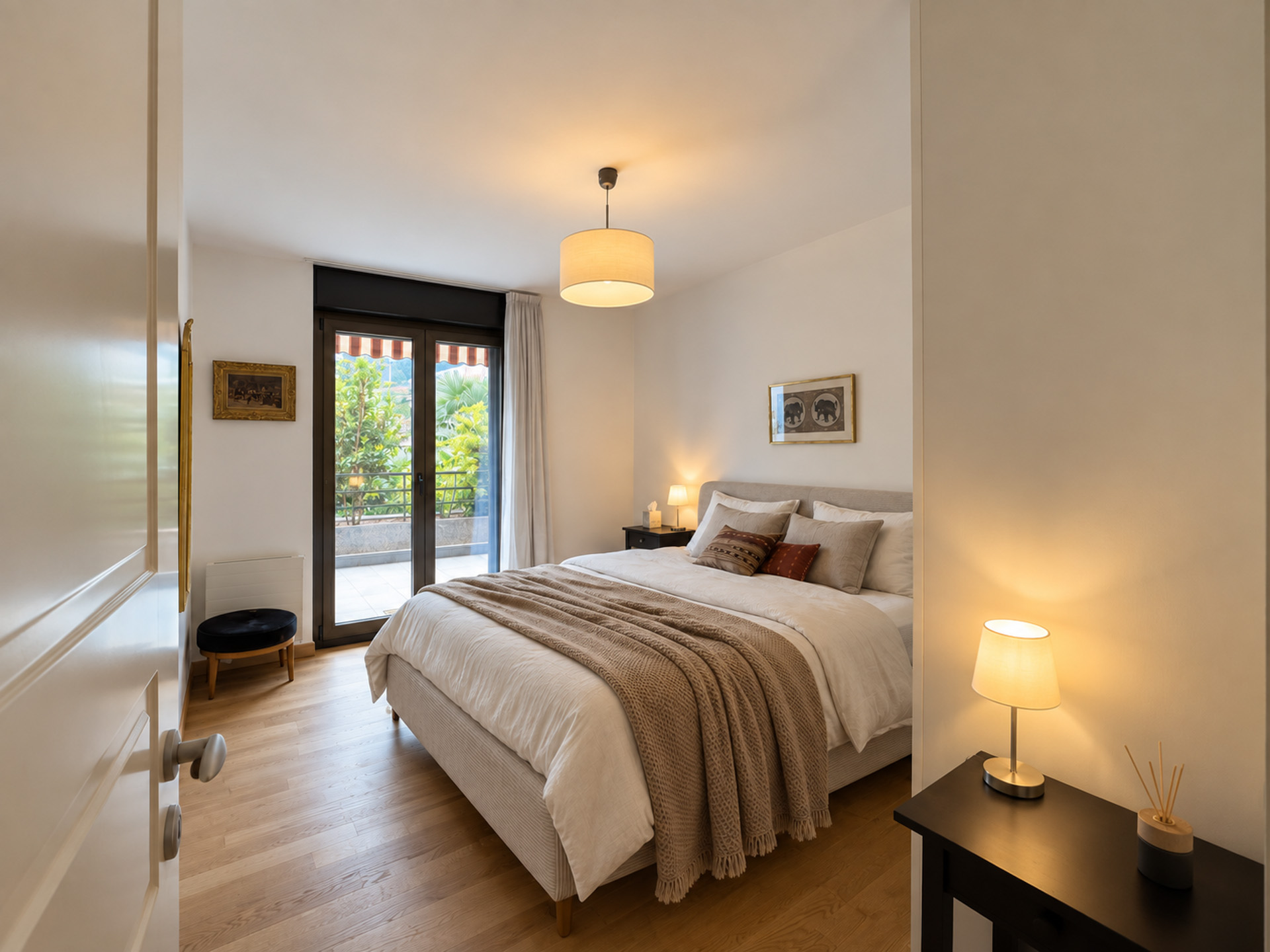 Ampio appartamento 4.5 locali vista lago in vendita a Paradiso