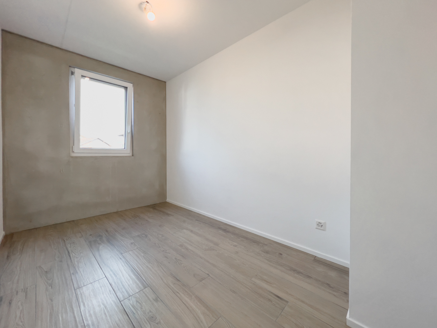 Nuovo e moderno appartamento 3.5 locali con giardino in vendita a Genestrerio