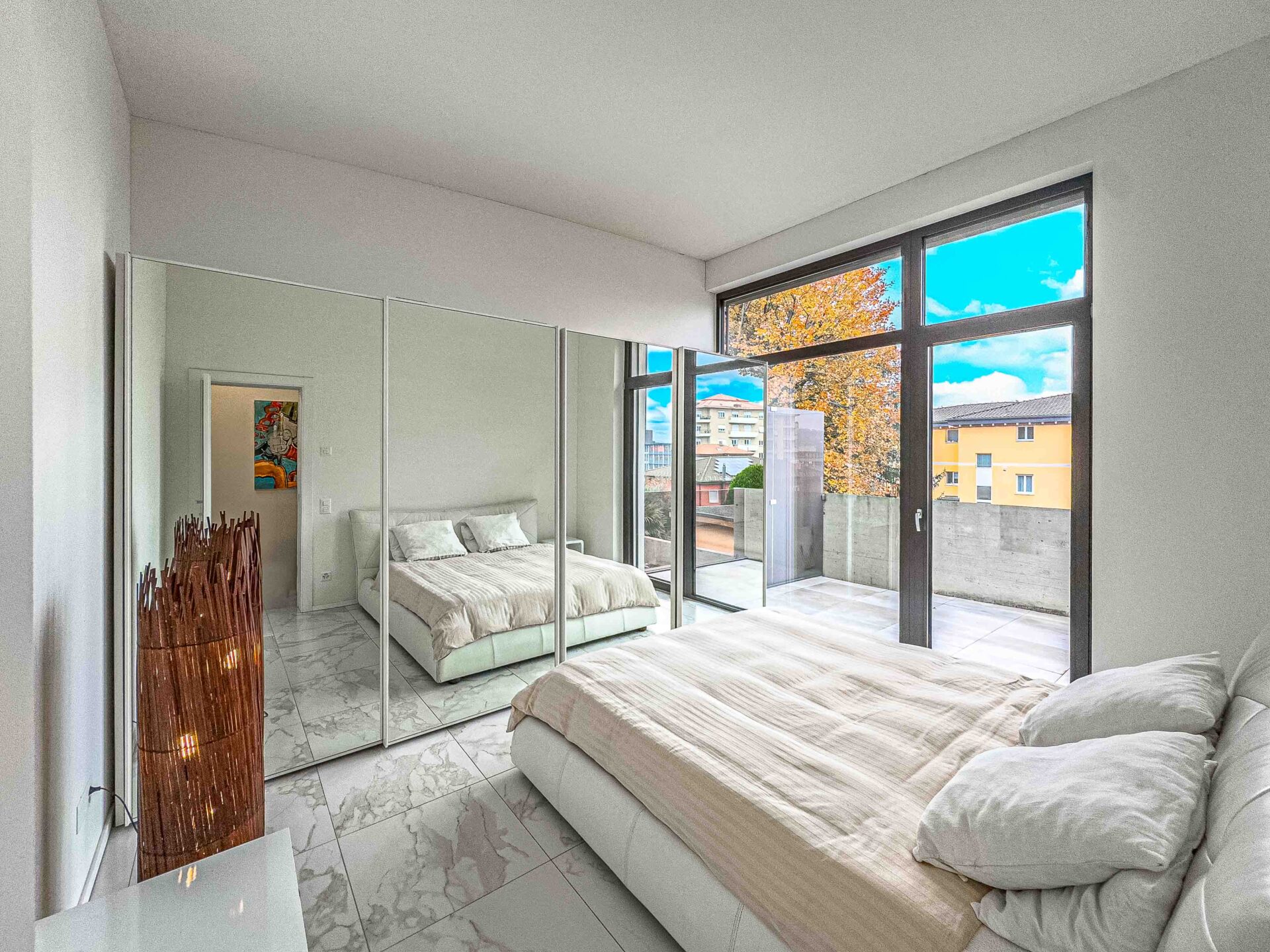 Dachgeschosswohnung in Mendrisio in einem Gebäude mit nur 3 Einheiten zu verkaufen