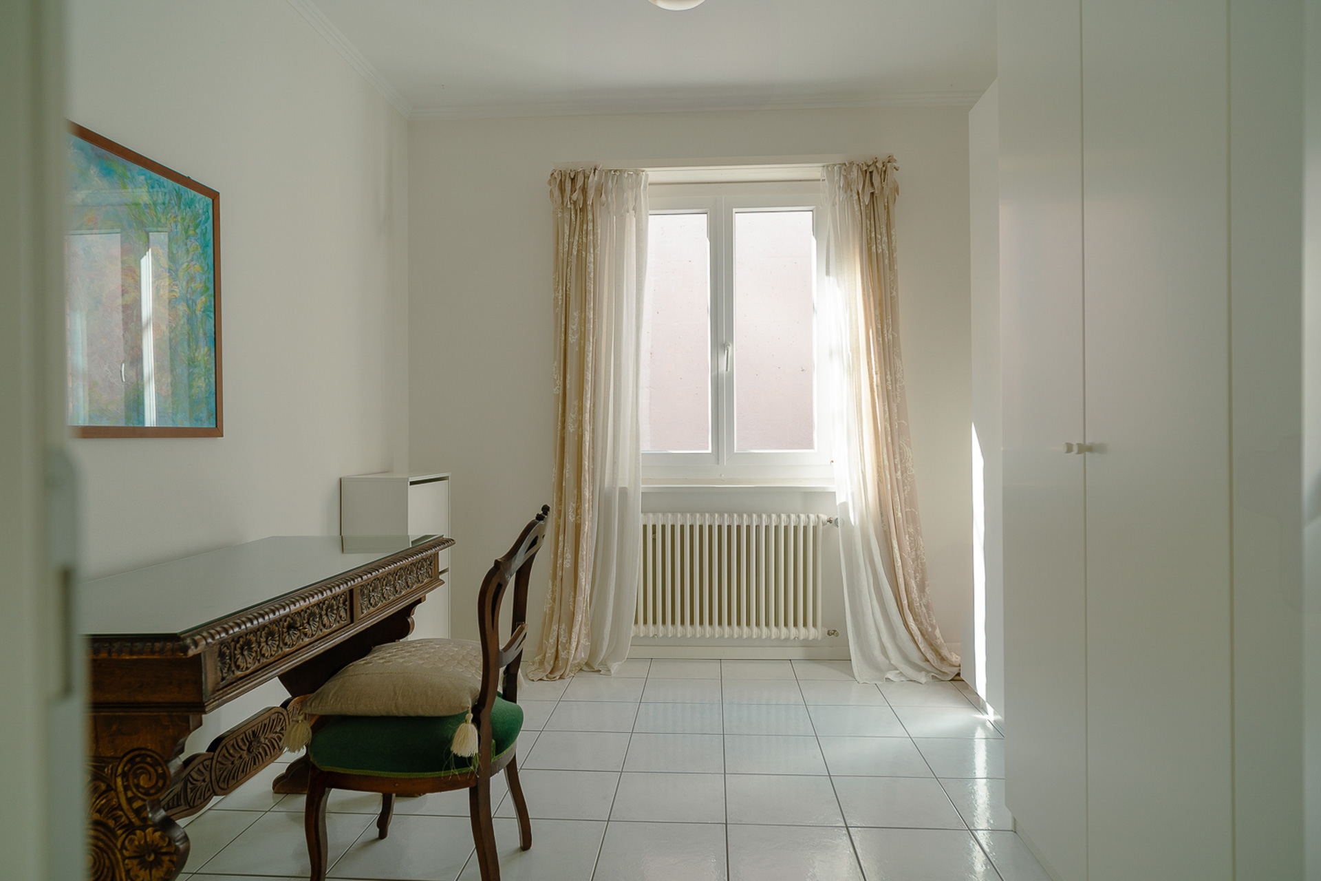 Completely renovated apartment for sale in Porza