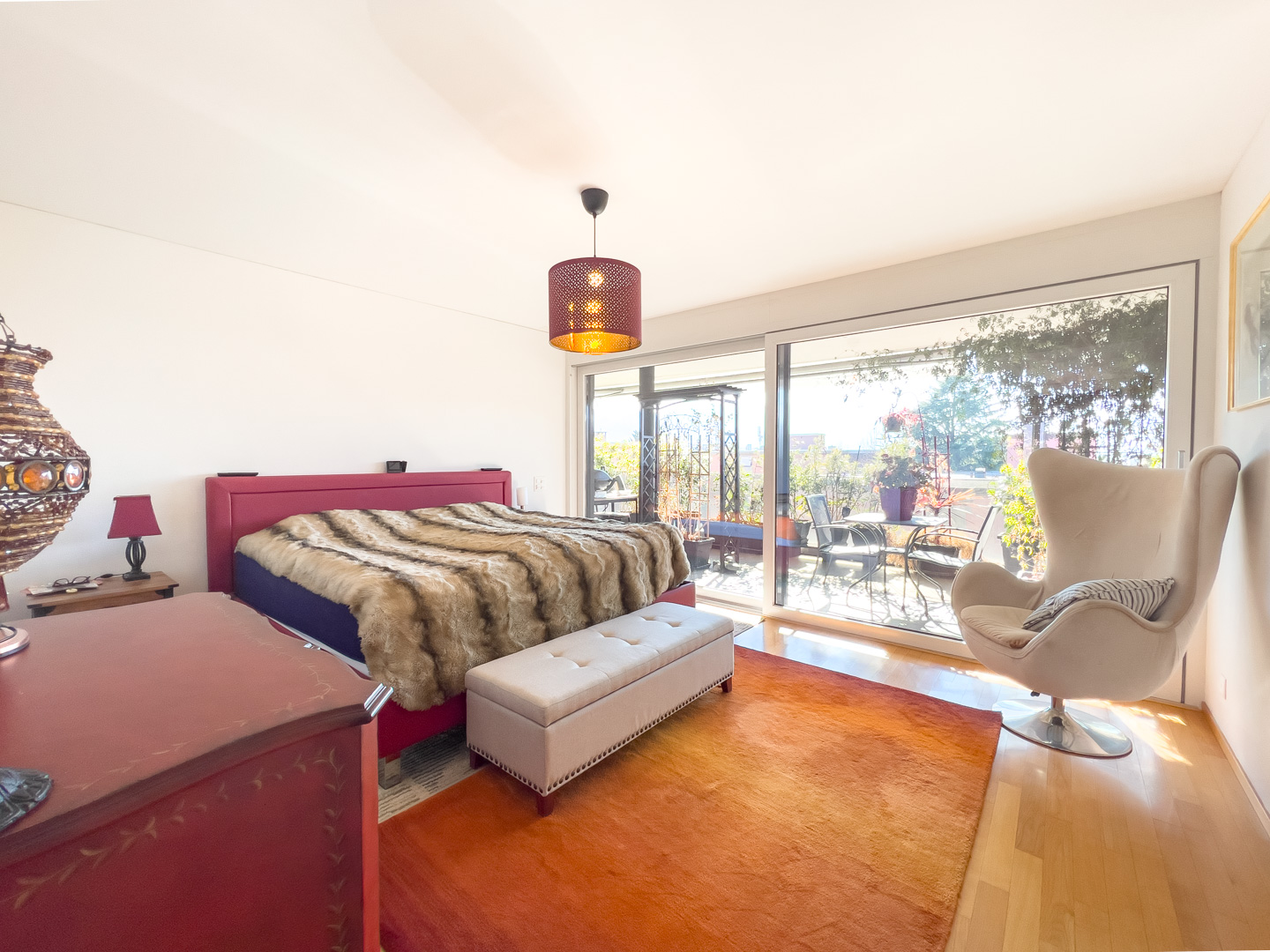 Spacious penthouse with a terrace for sale in Agno