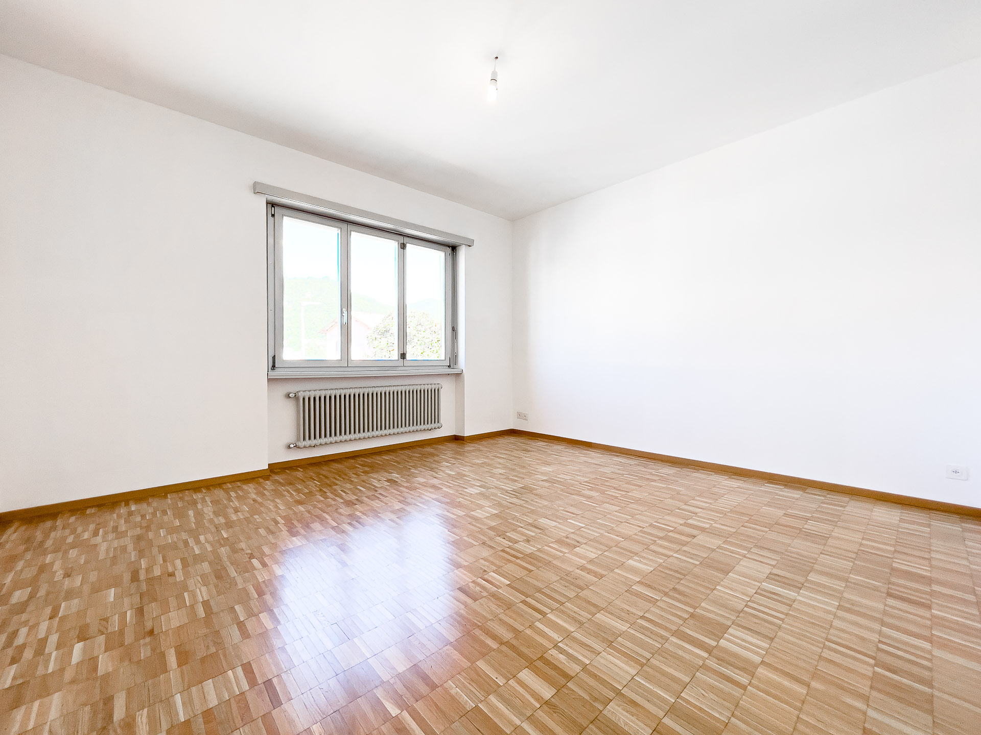 Wohnung zu verkaufen in Mendrisio in der Nähe des Zentrums und der Dienstleistungen