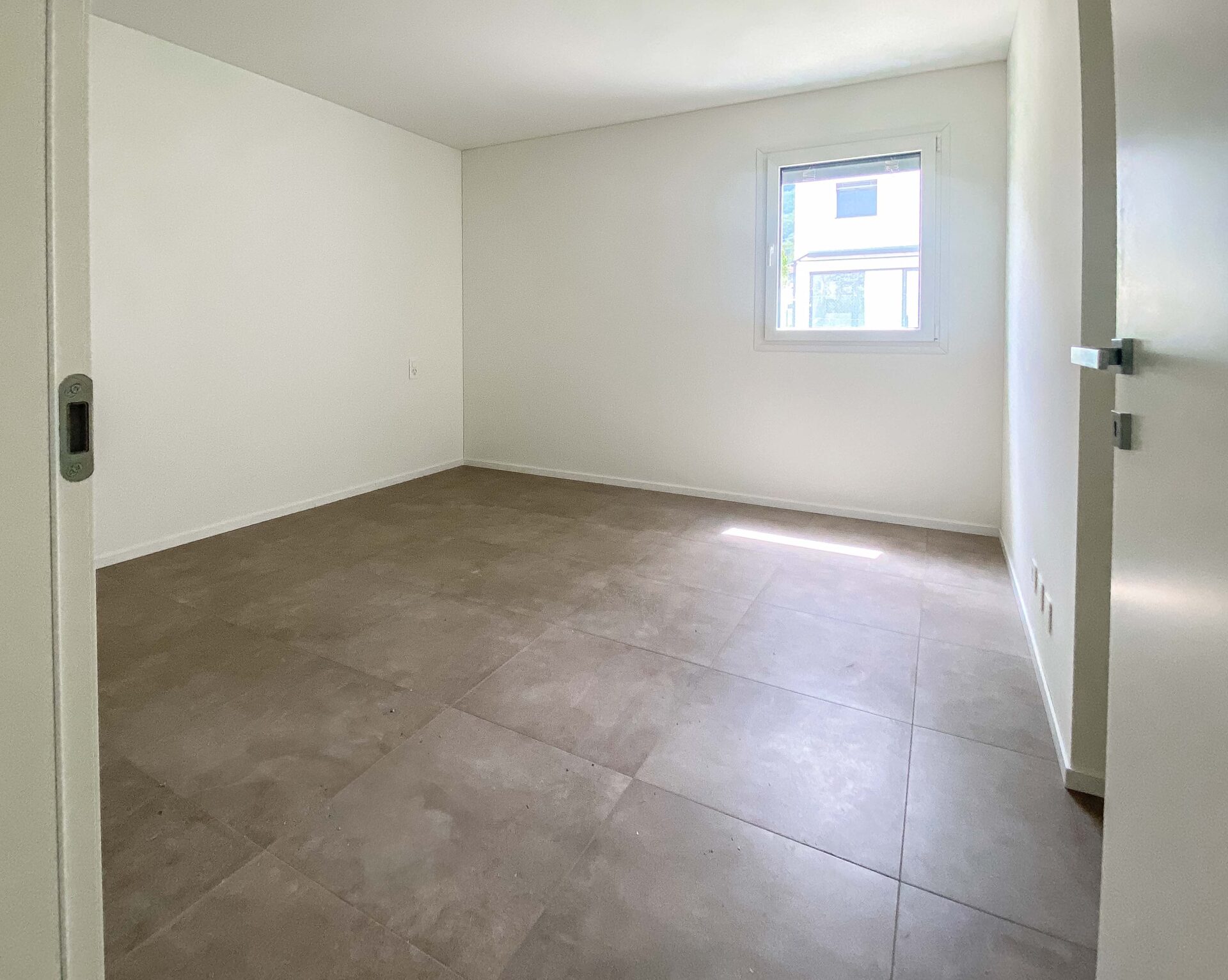 Wohnung mit Garten in Camorino zu verkaufen