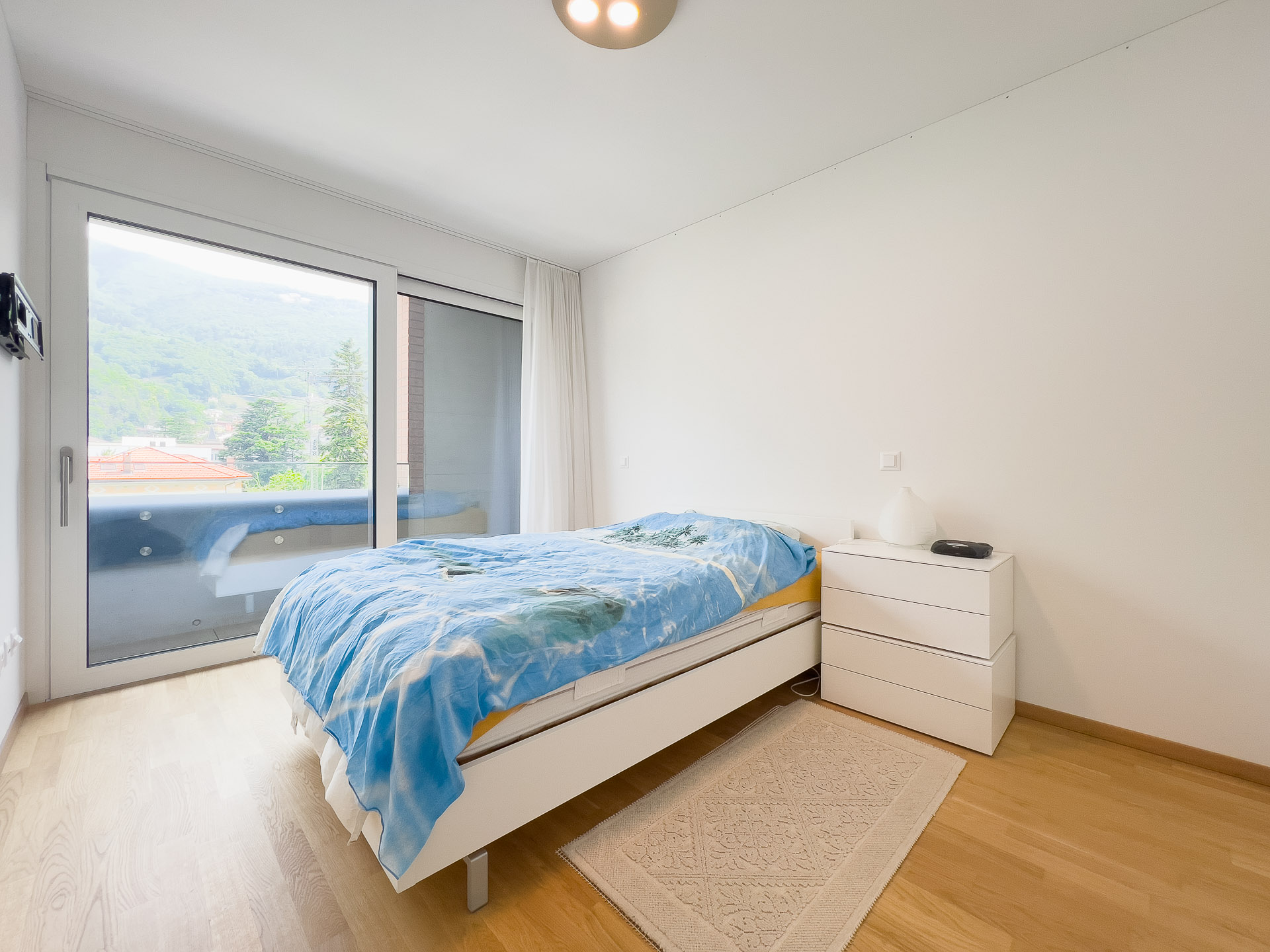 Große Neubauwohnung in Gehweite des Zentrums von Bellinzona zu verkaufen