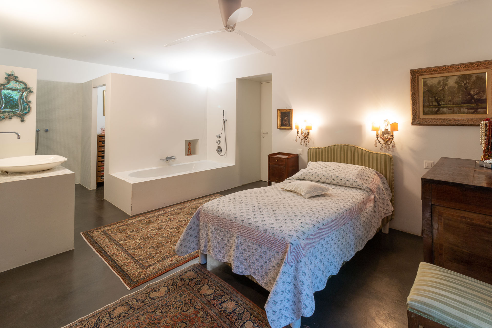 Apartment with a large garden for sale in Sorengo