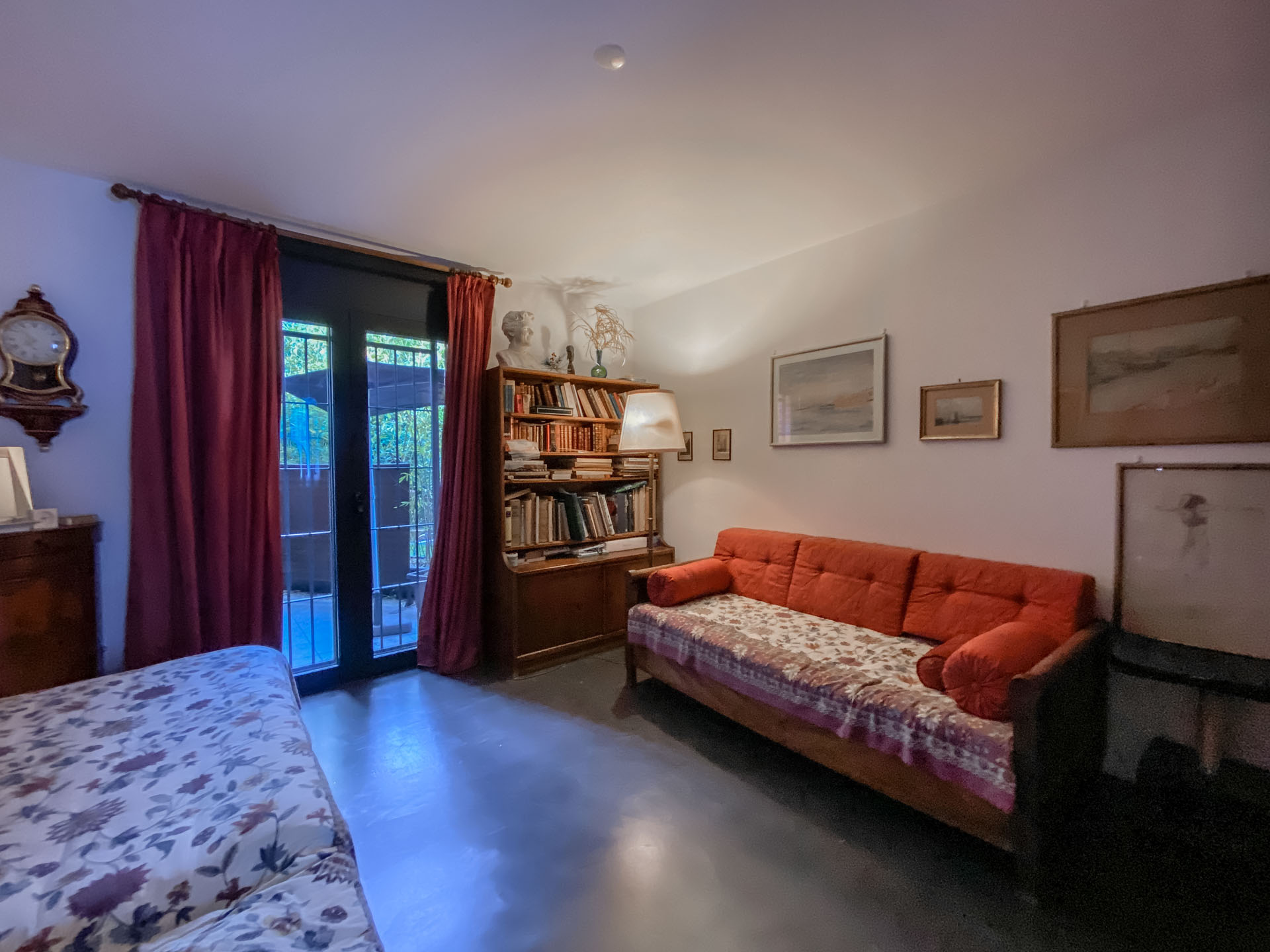 Apartment with a large garden for sale in Sorengo