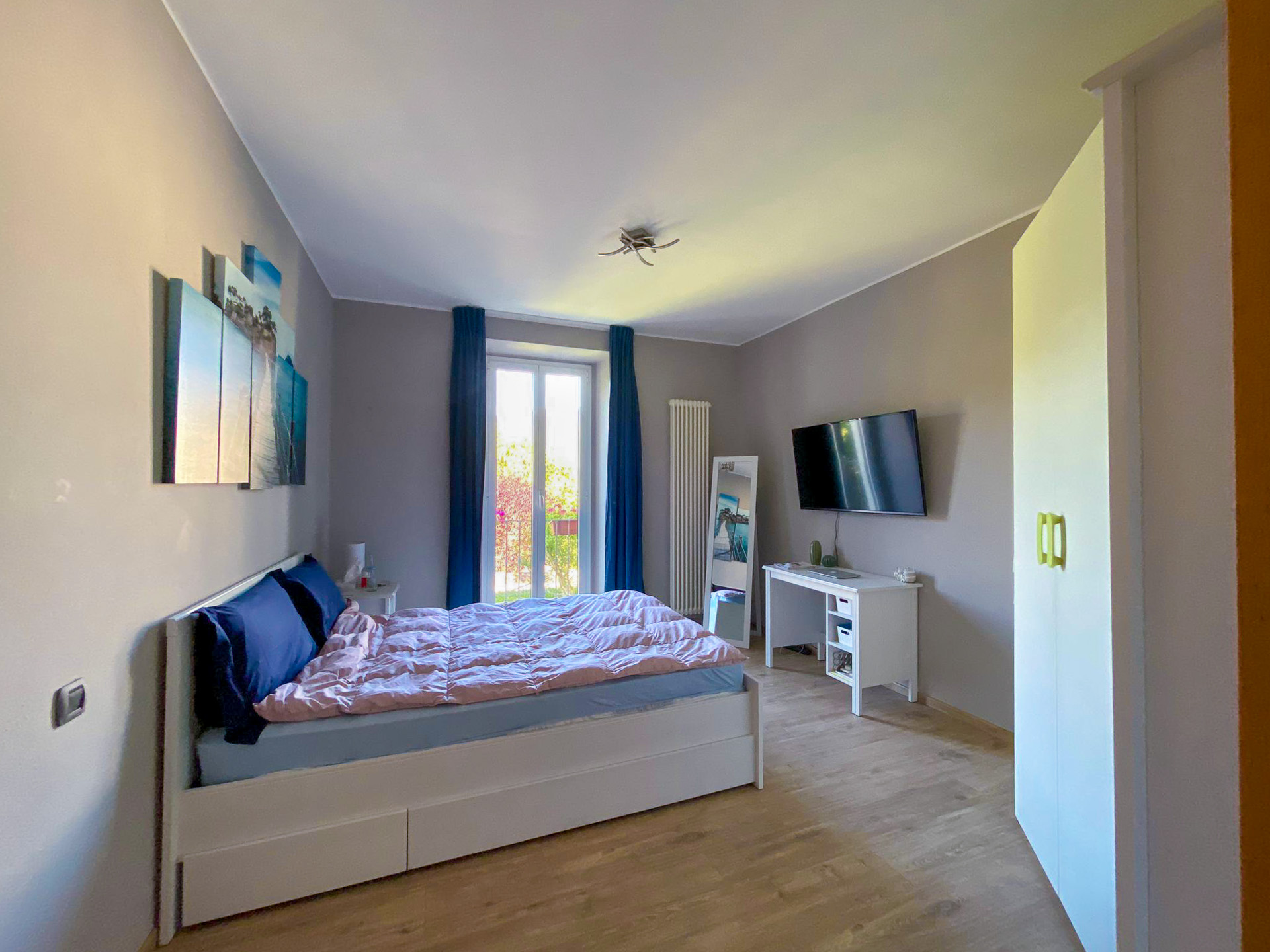 Spacious 5.5-room apartment in Mendrisio, Ligornetto