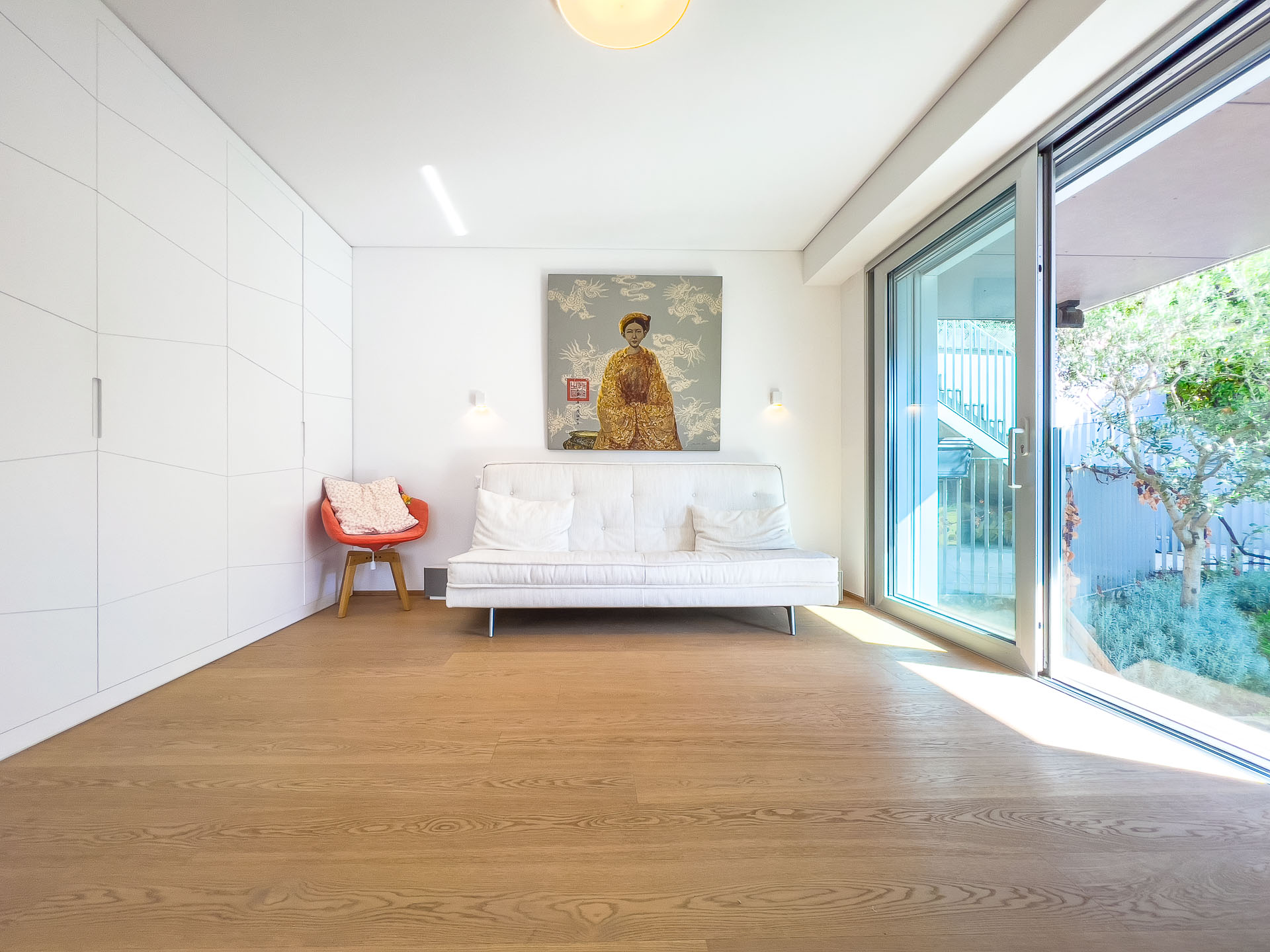 Prestigious villa with pool and lake view terrace for sale in Lugano Prestigious villa with pool and lake view terrace for sale in Lugano