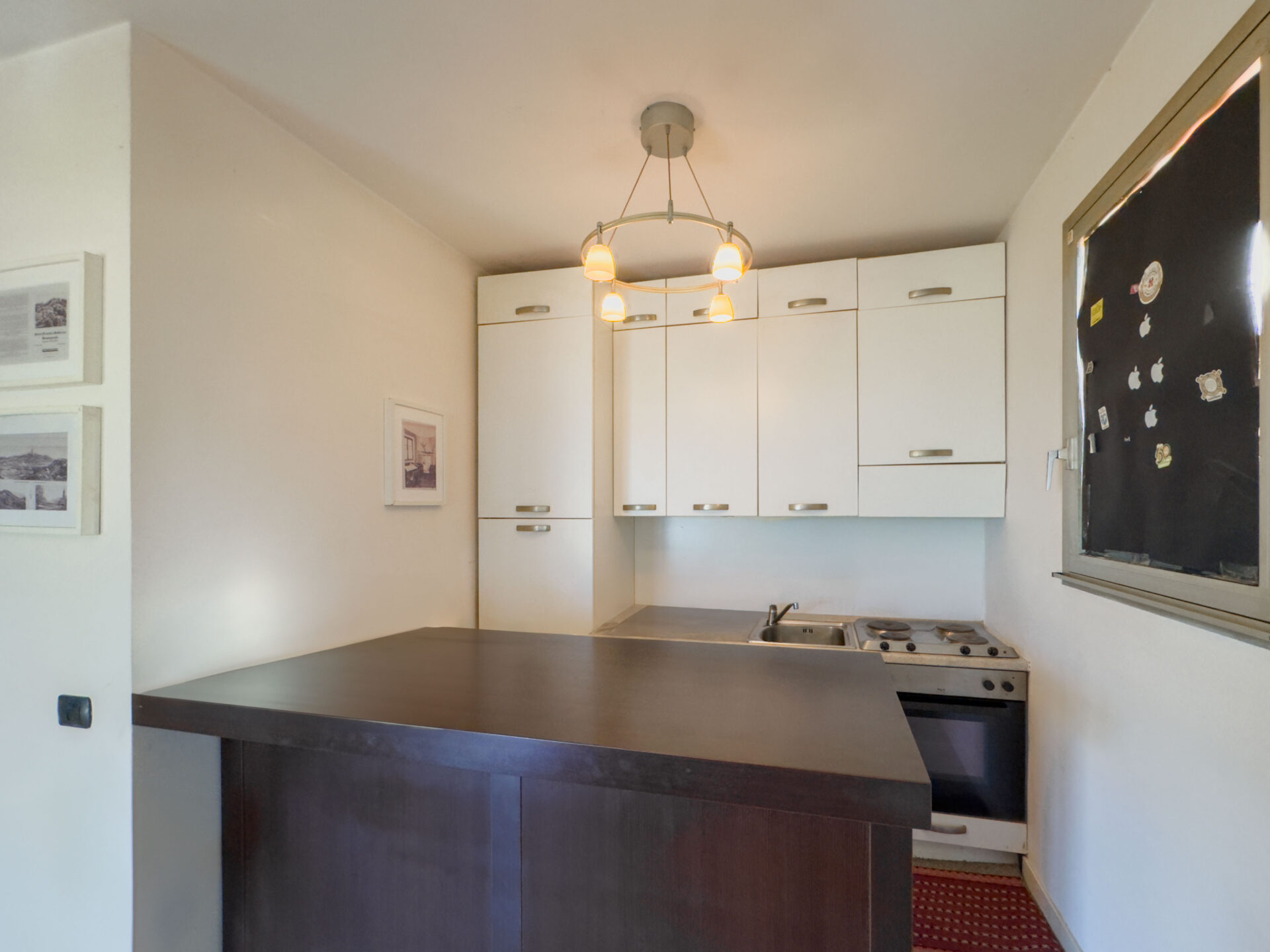 Monolocale con vista sul lago e sulle montagne in vendita a Bissone