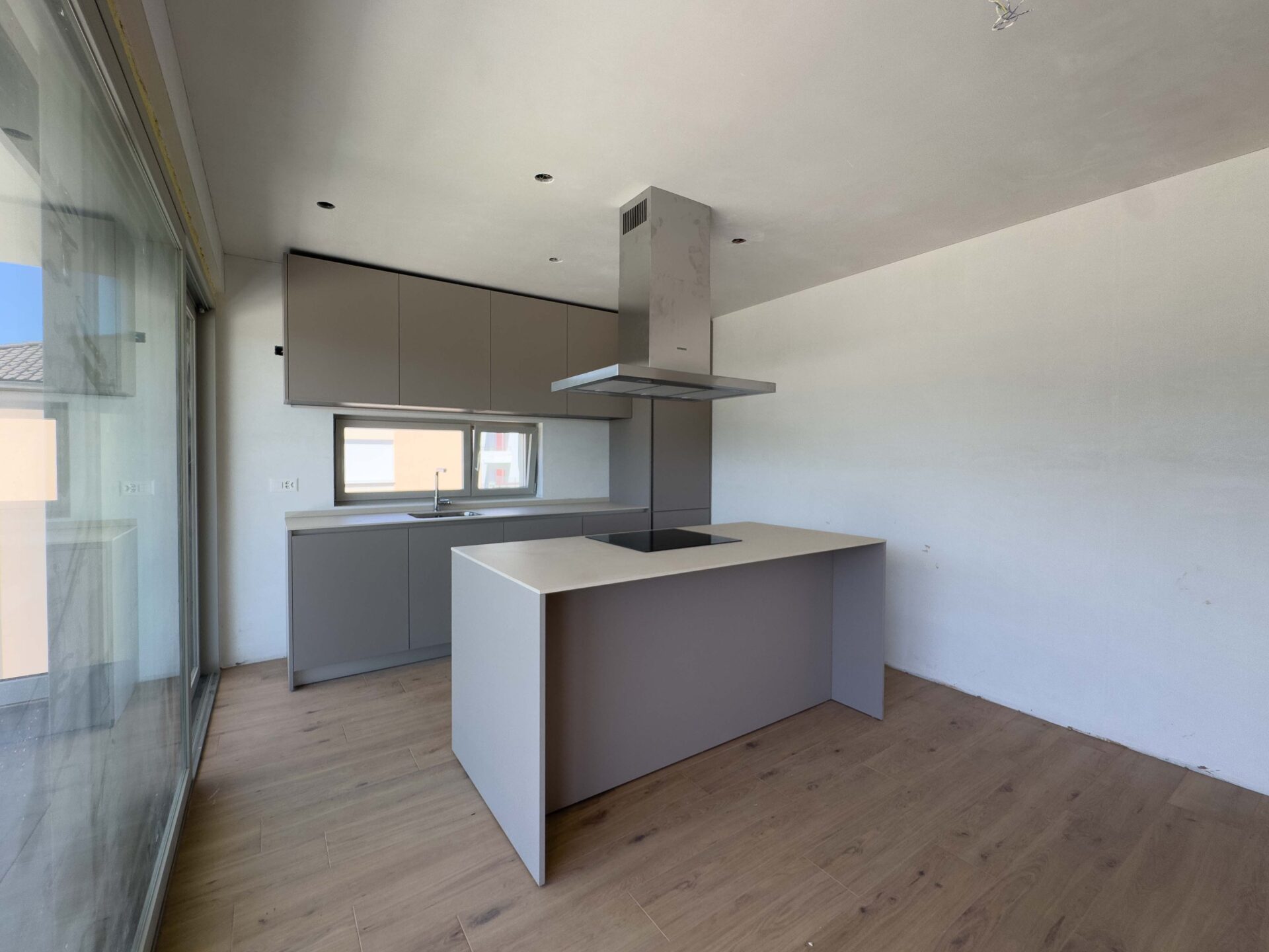 Newly built apartment for sale in Vezia