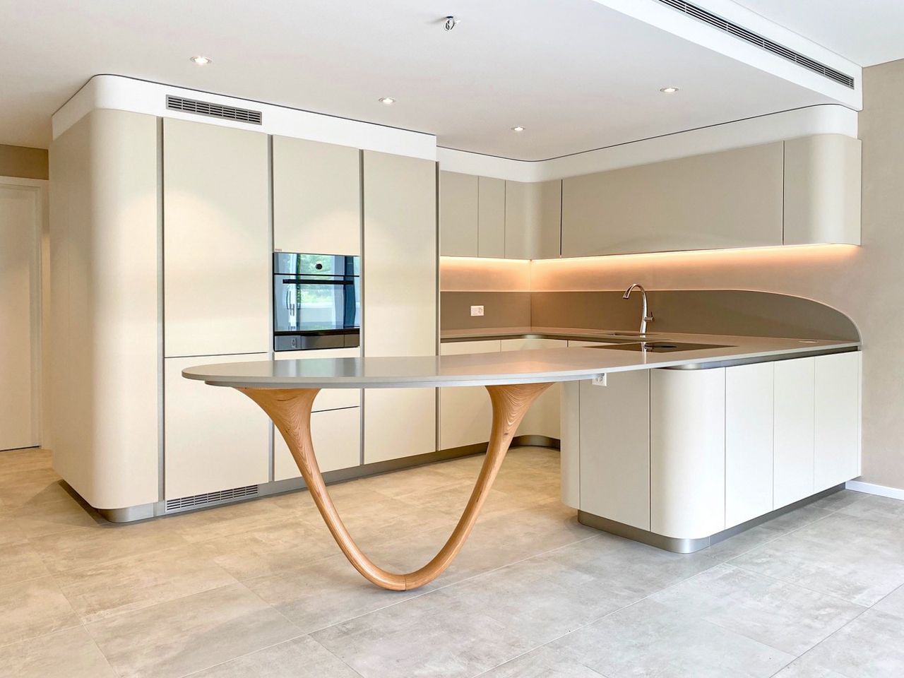 Apartment with garden for sale in Melano a short distance from the lakefront