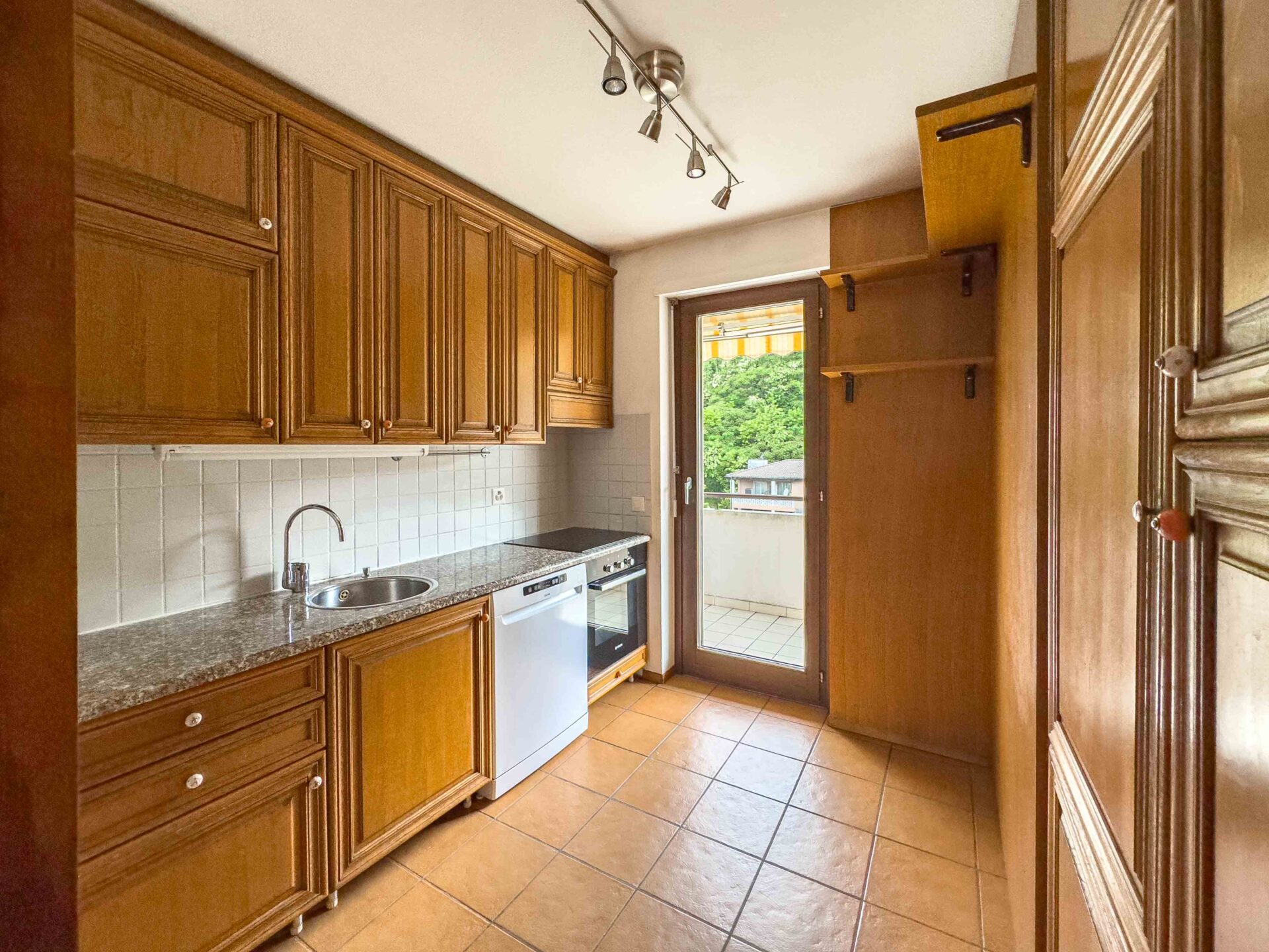 Apartment for sale in Caslano also as a secondary residence