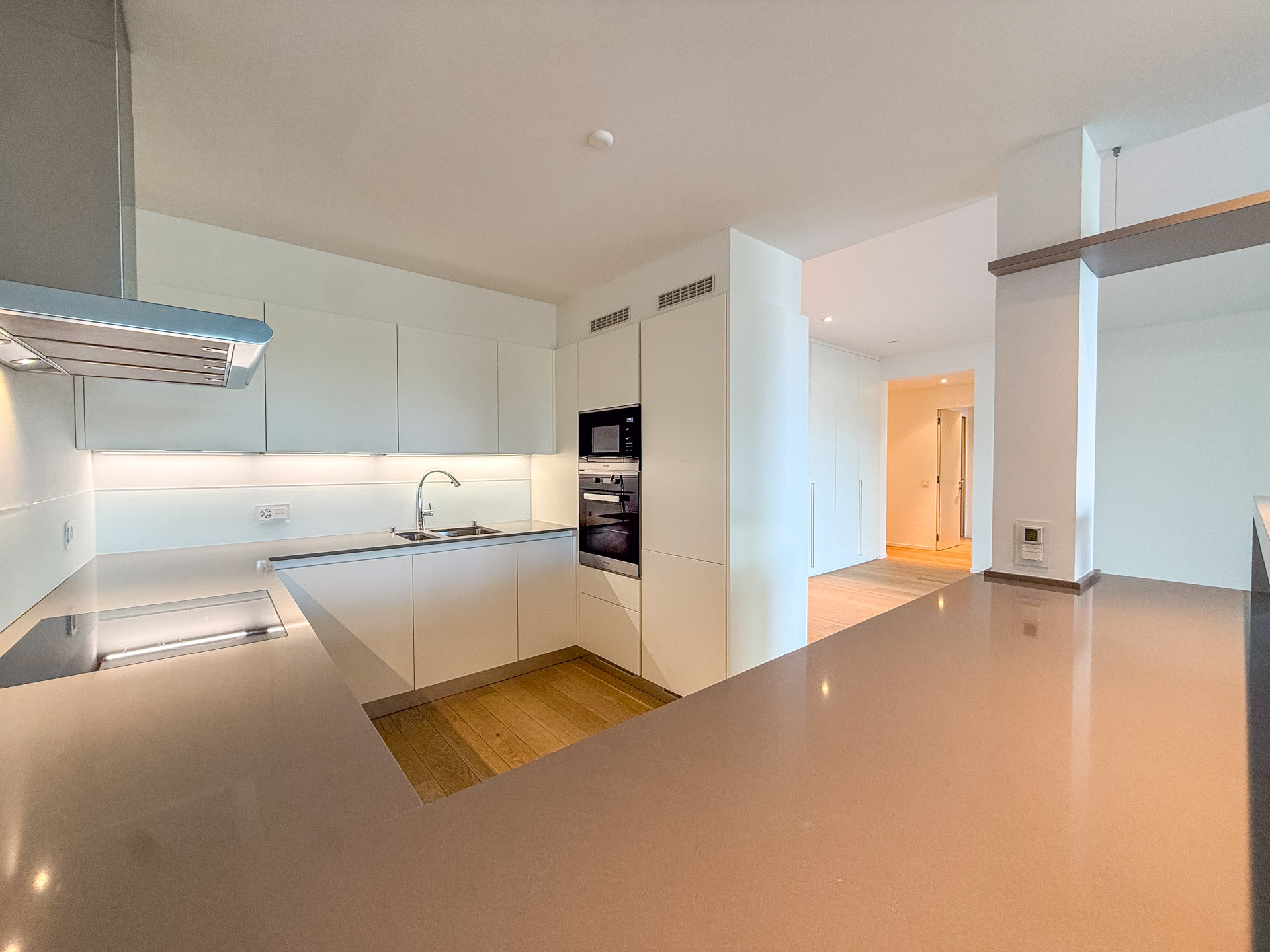 Luxury lake view apartment for sale in Paradiso