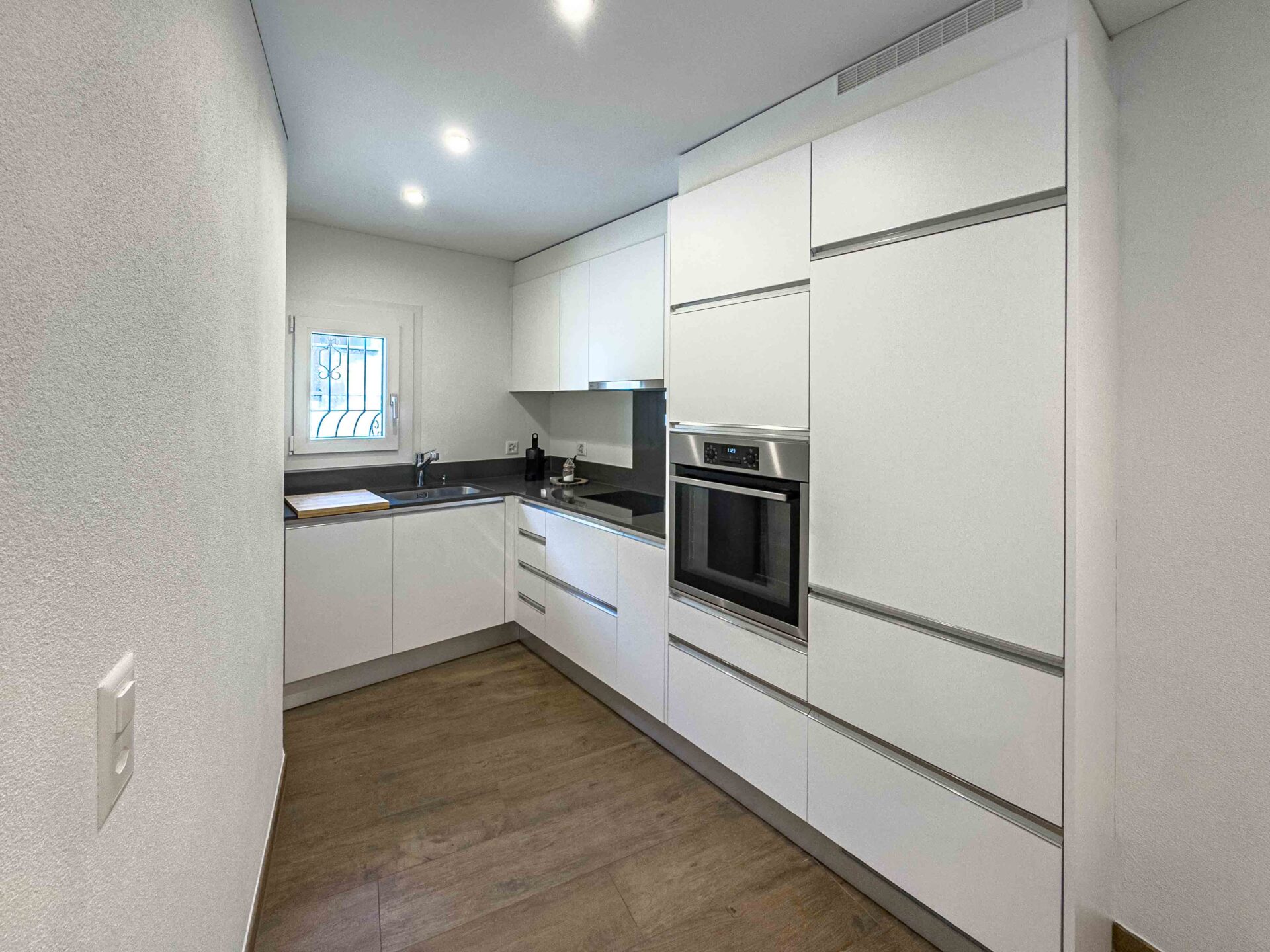 Casetta di charme ristrutturata in vendita a Minusio