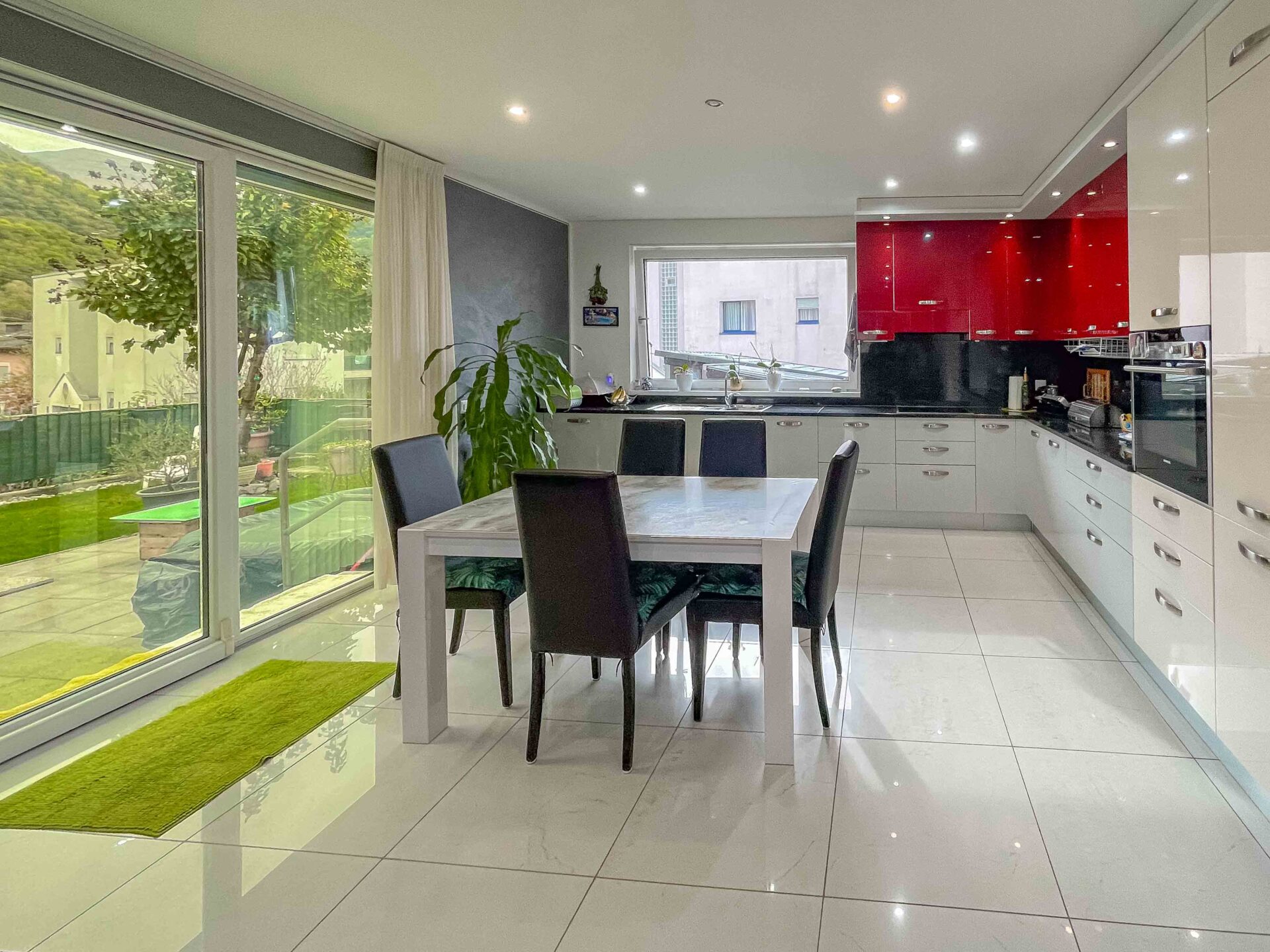 Apartment with garden for sale in Rivera