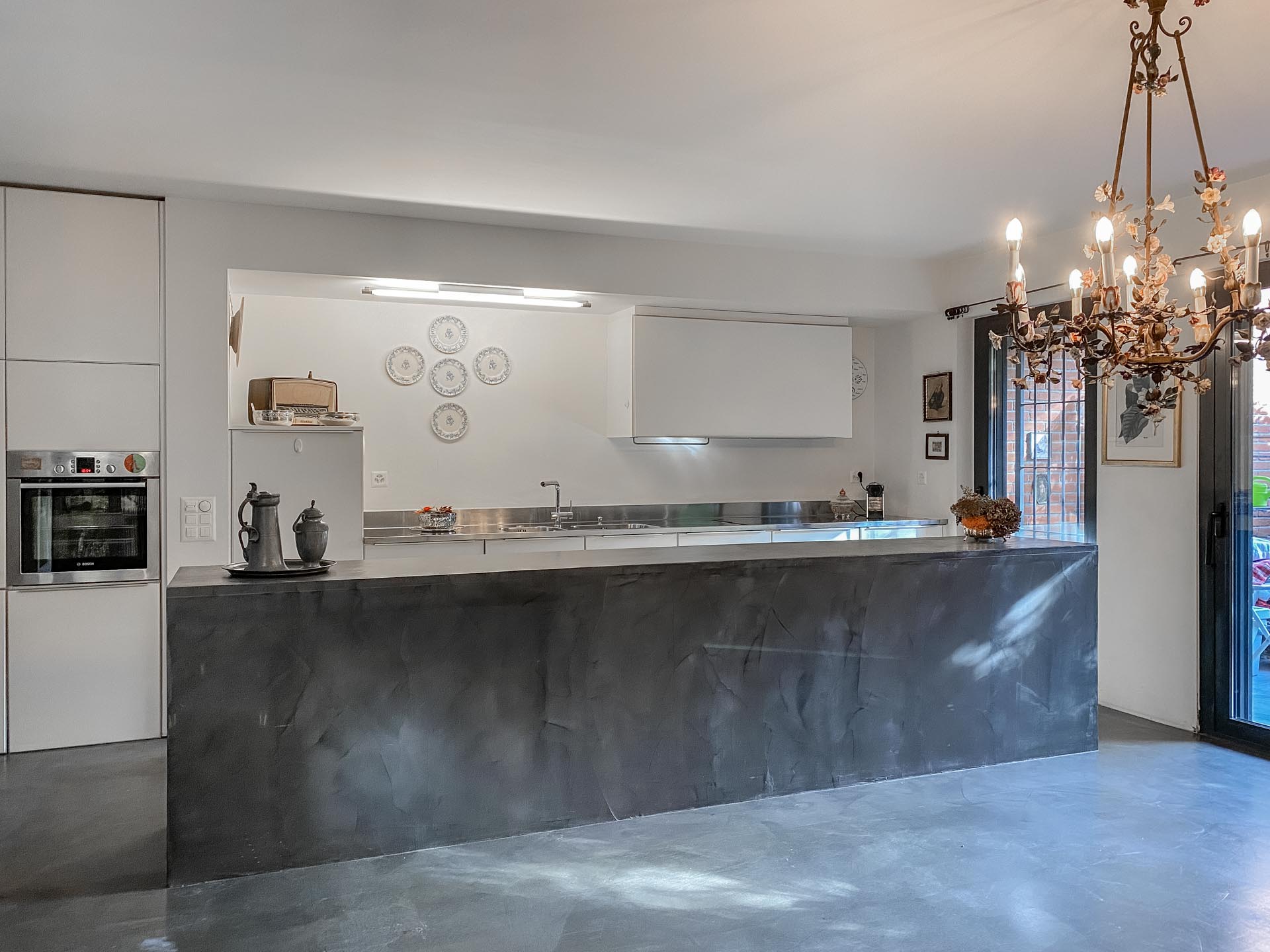 Apartment with a large garden for sale in Sorengo