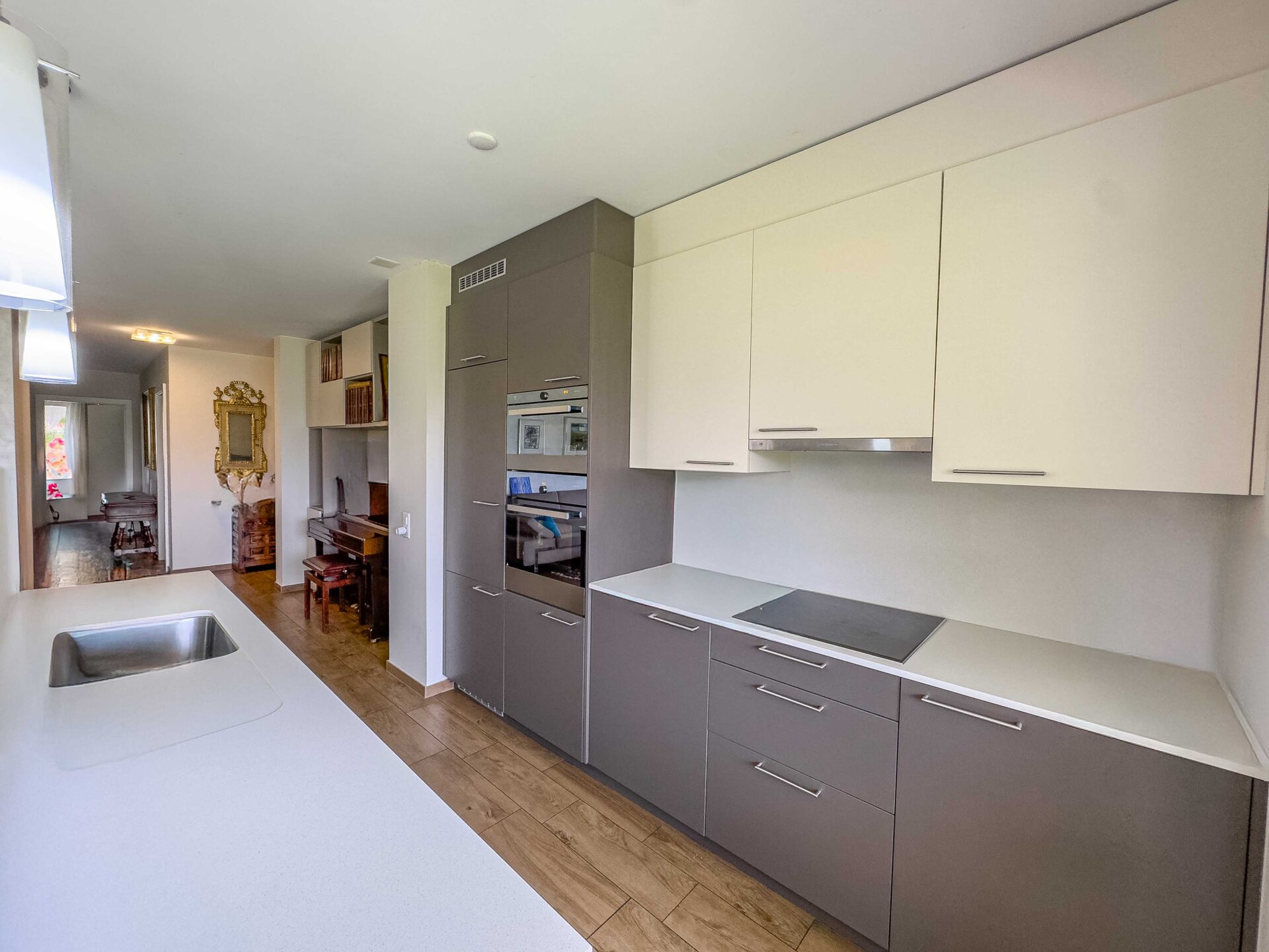 Geräumige Wohnung mit Garten in Mendrisio zu verkaufen