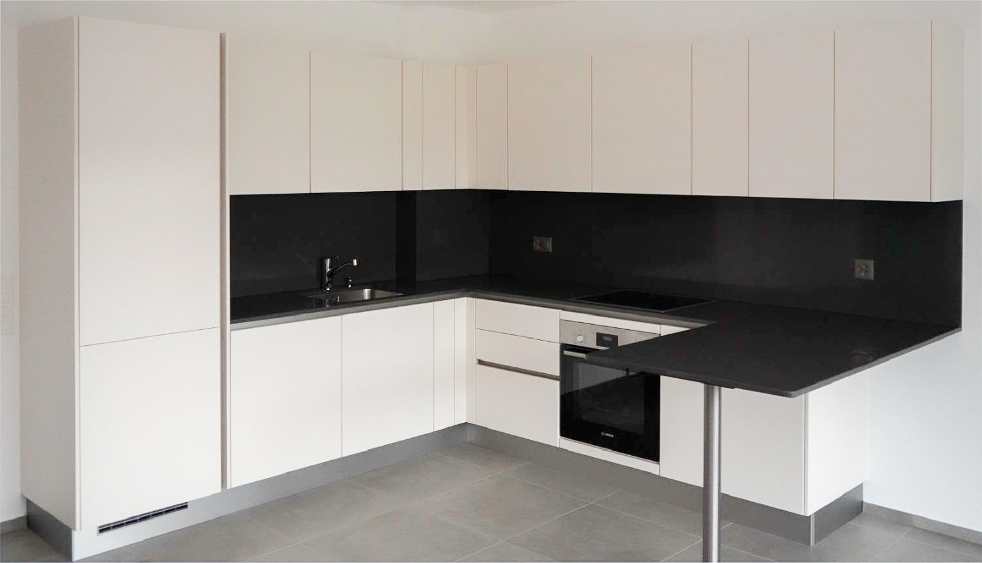 Moderno appartamento 2.5 locali con terrazzo in affitto a Caslano