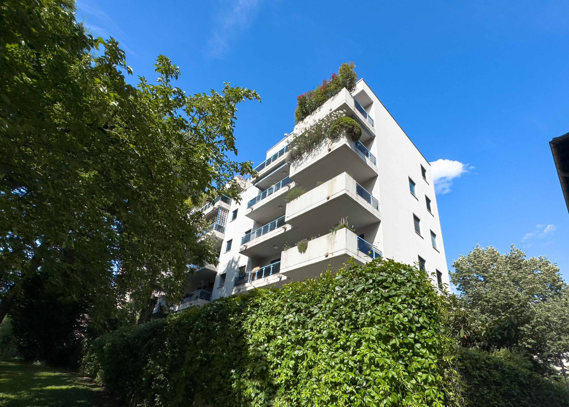 2.5-room apartment for sale in Lugano central area