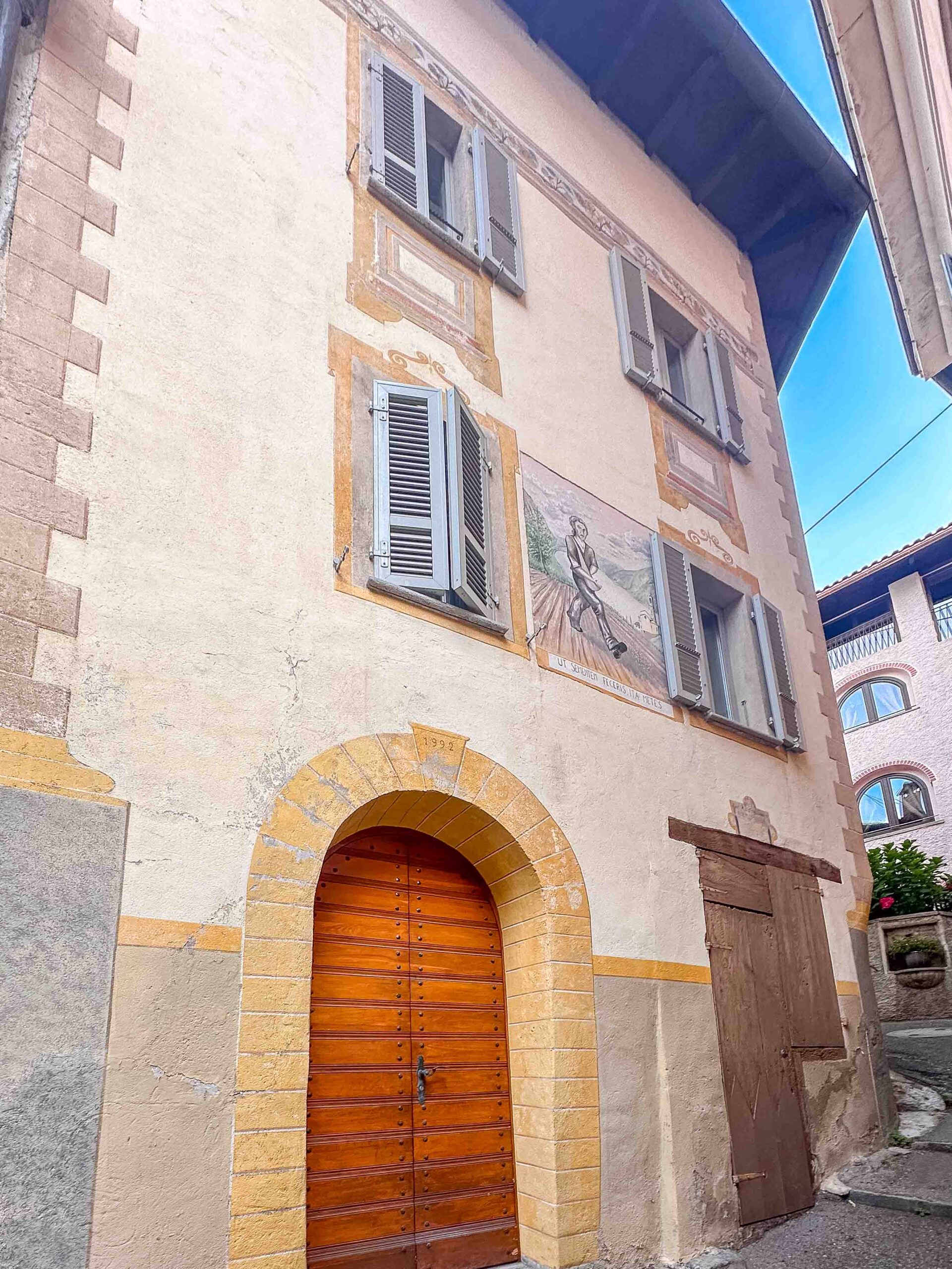 Apartment in historic building for sale in Rovio