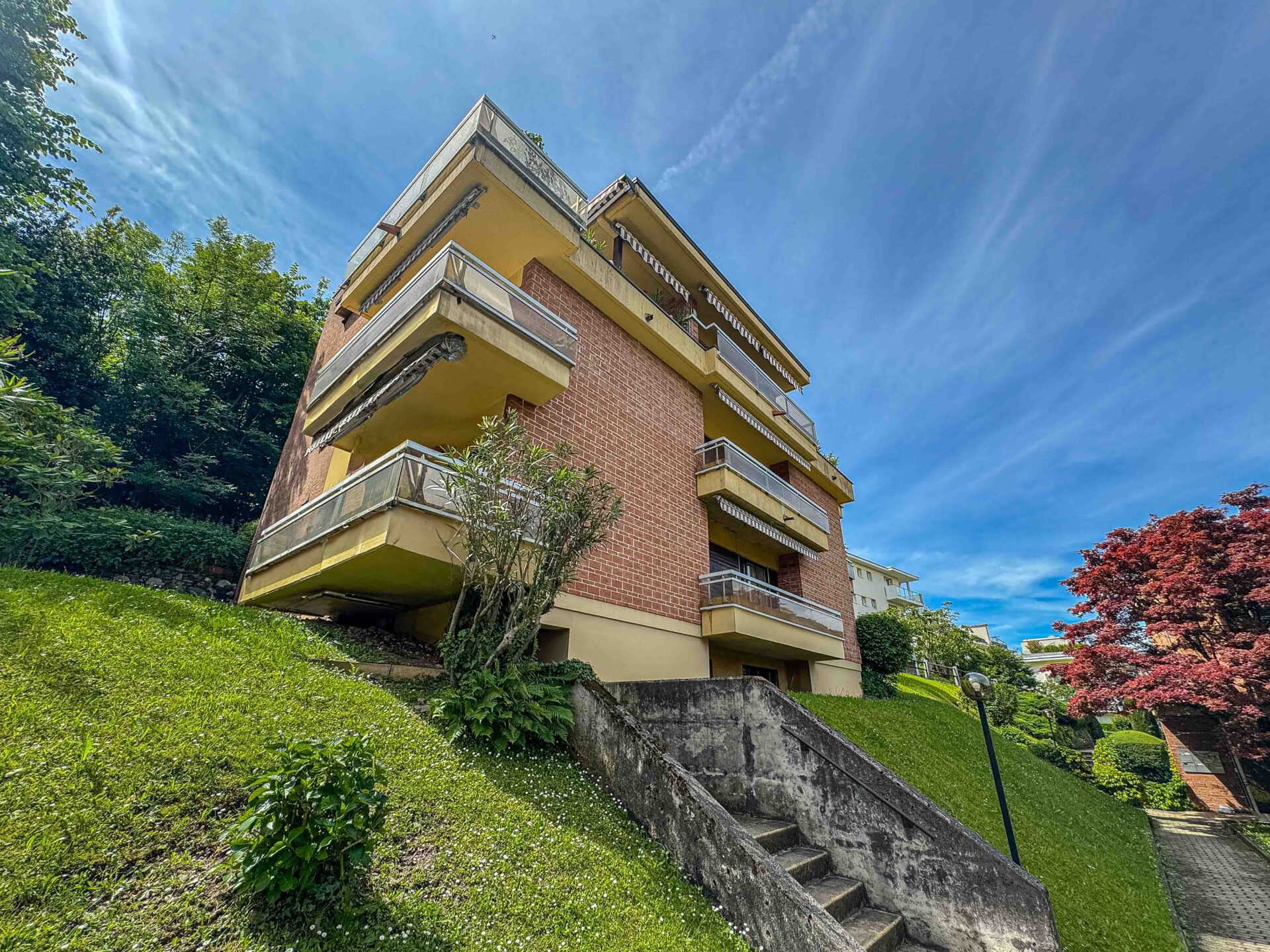 Attico vista lago in vendita a Pazzallo Attico vista lago in vendita a Pazzallo
