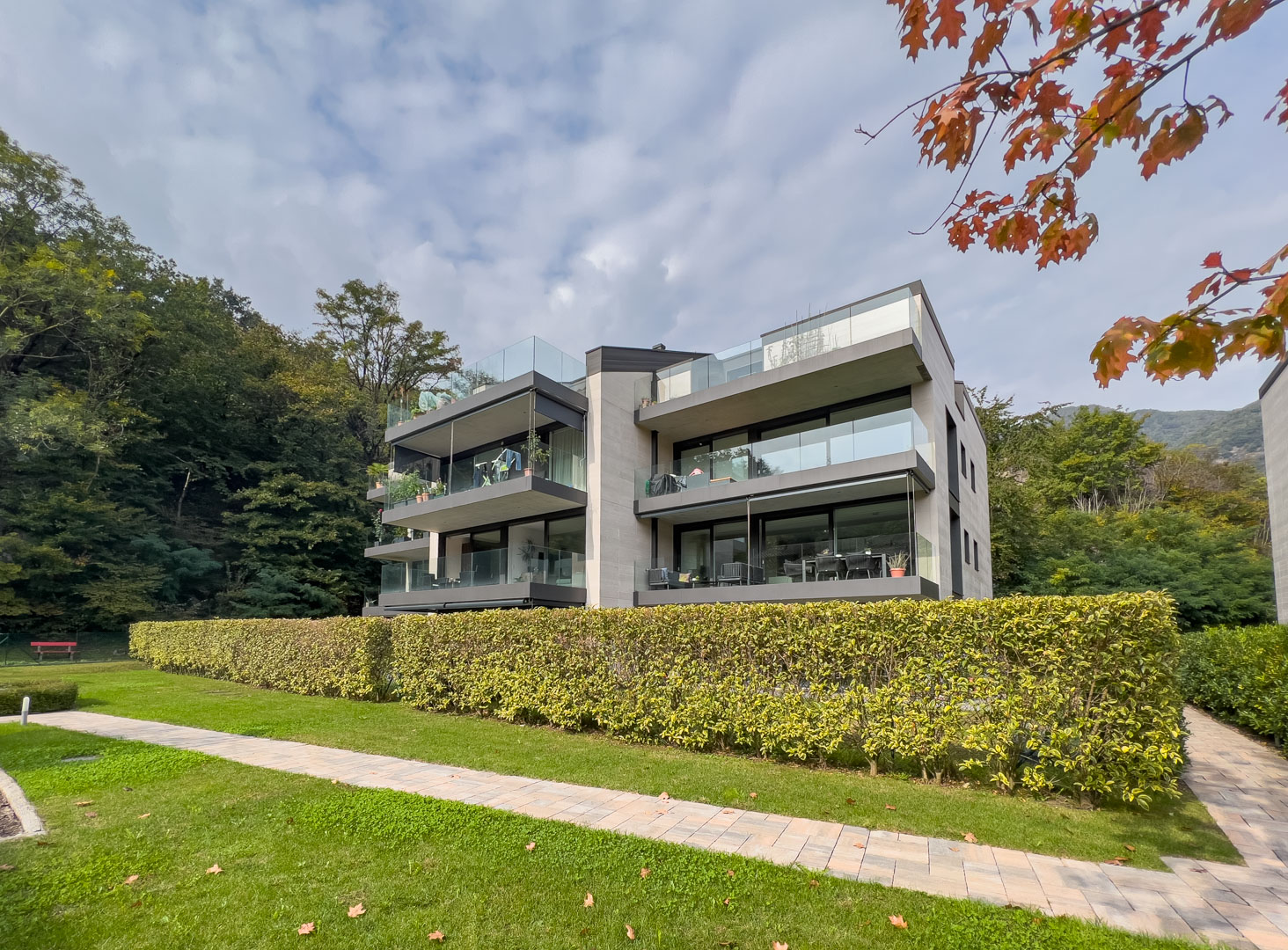 Modern 3.5-room apartment for sale in Taverne