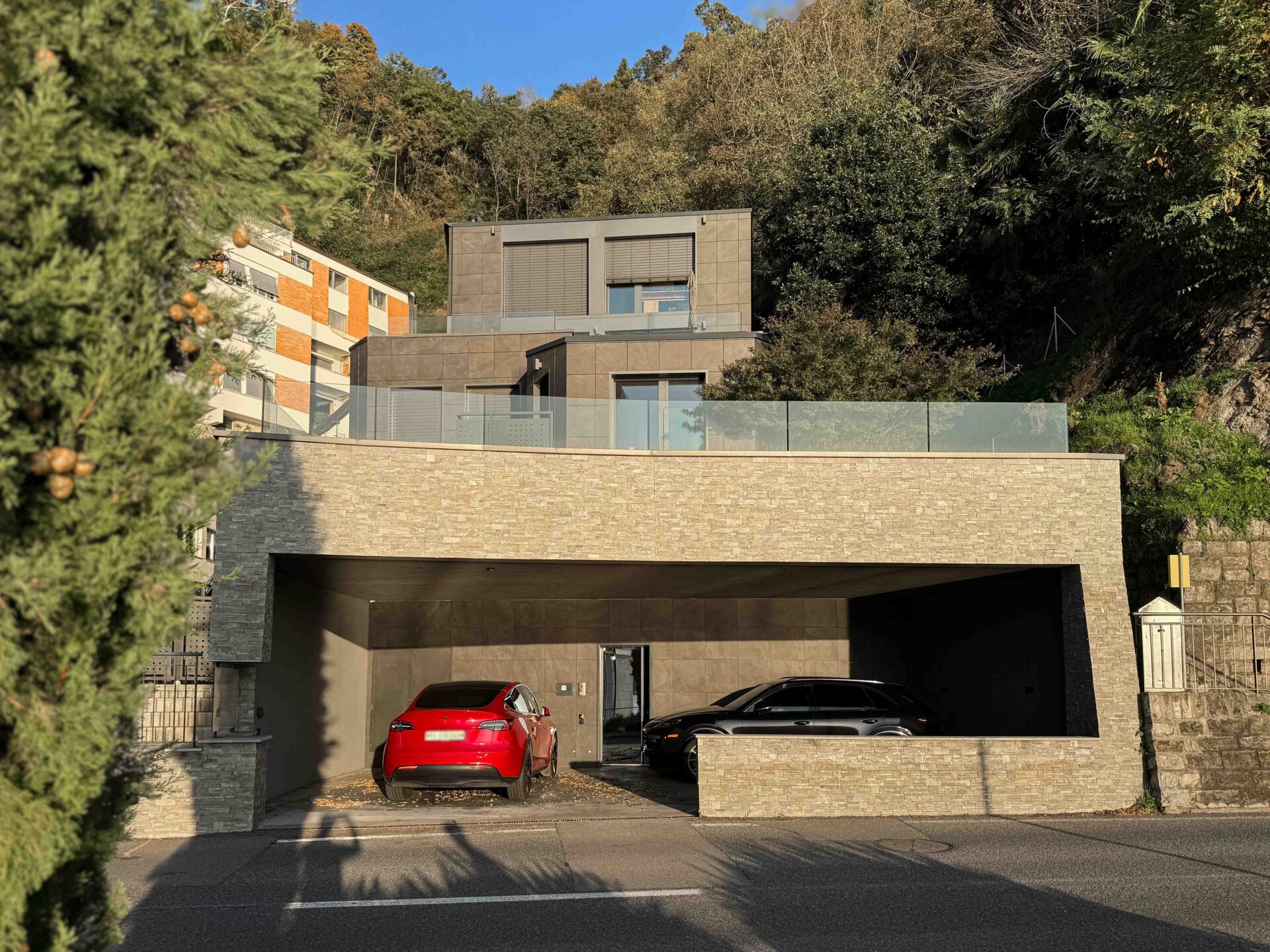 Villa di design con splendida vista lago in vendita a Castagnola Villa di design con splendida vista lago in vendita a Castagnola