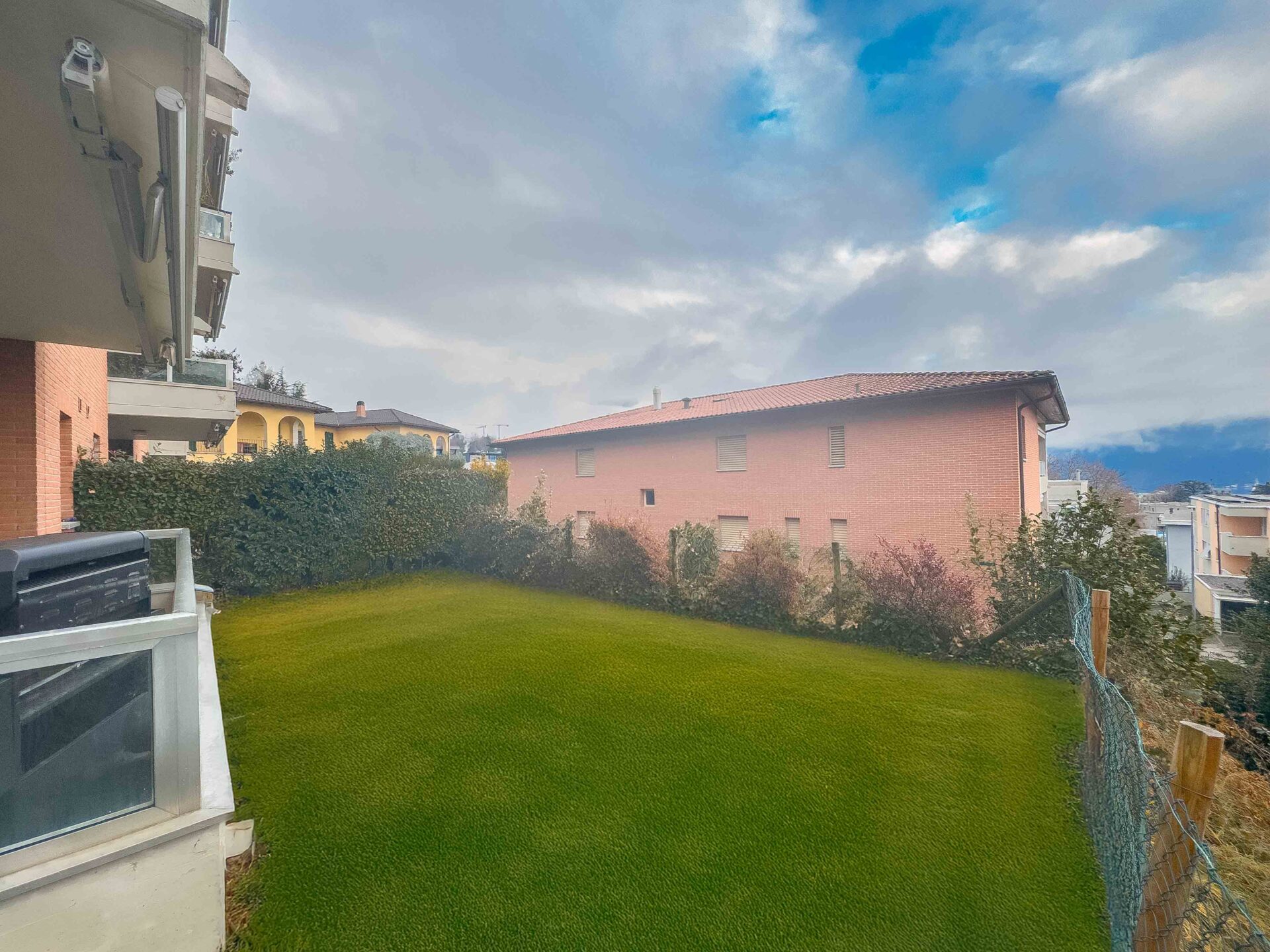 4.5 locali con locale hobby e giardino in vendita a Massagno