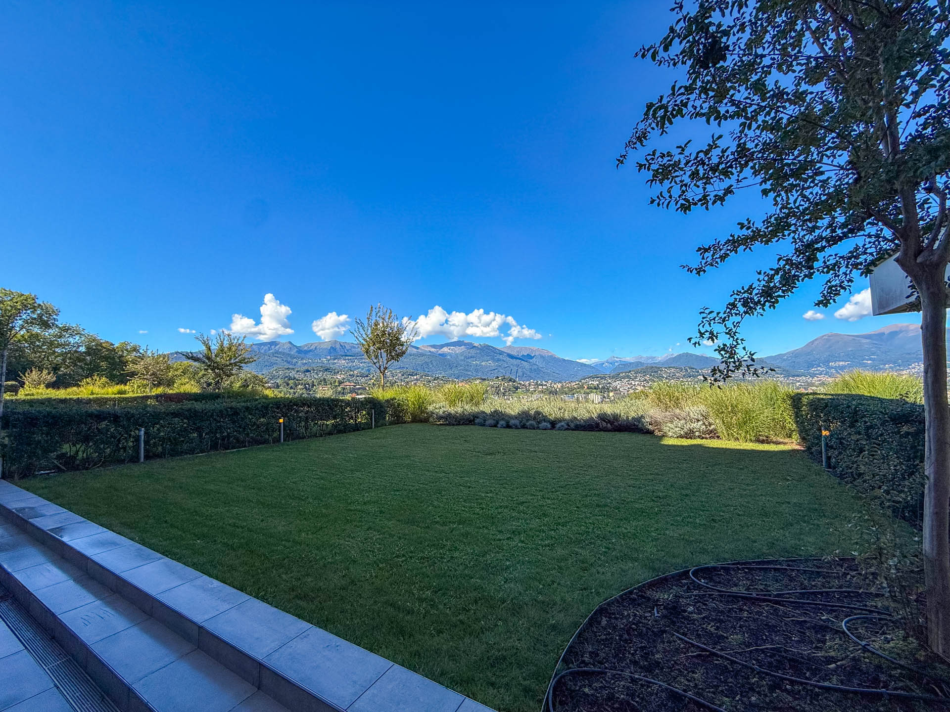 Luxury lake view apartment for sale in Paradiso