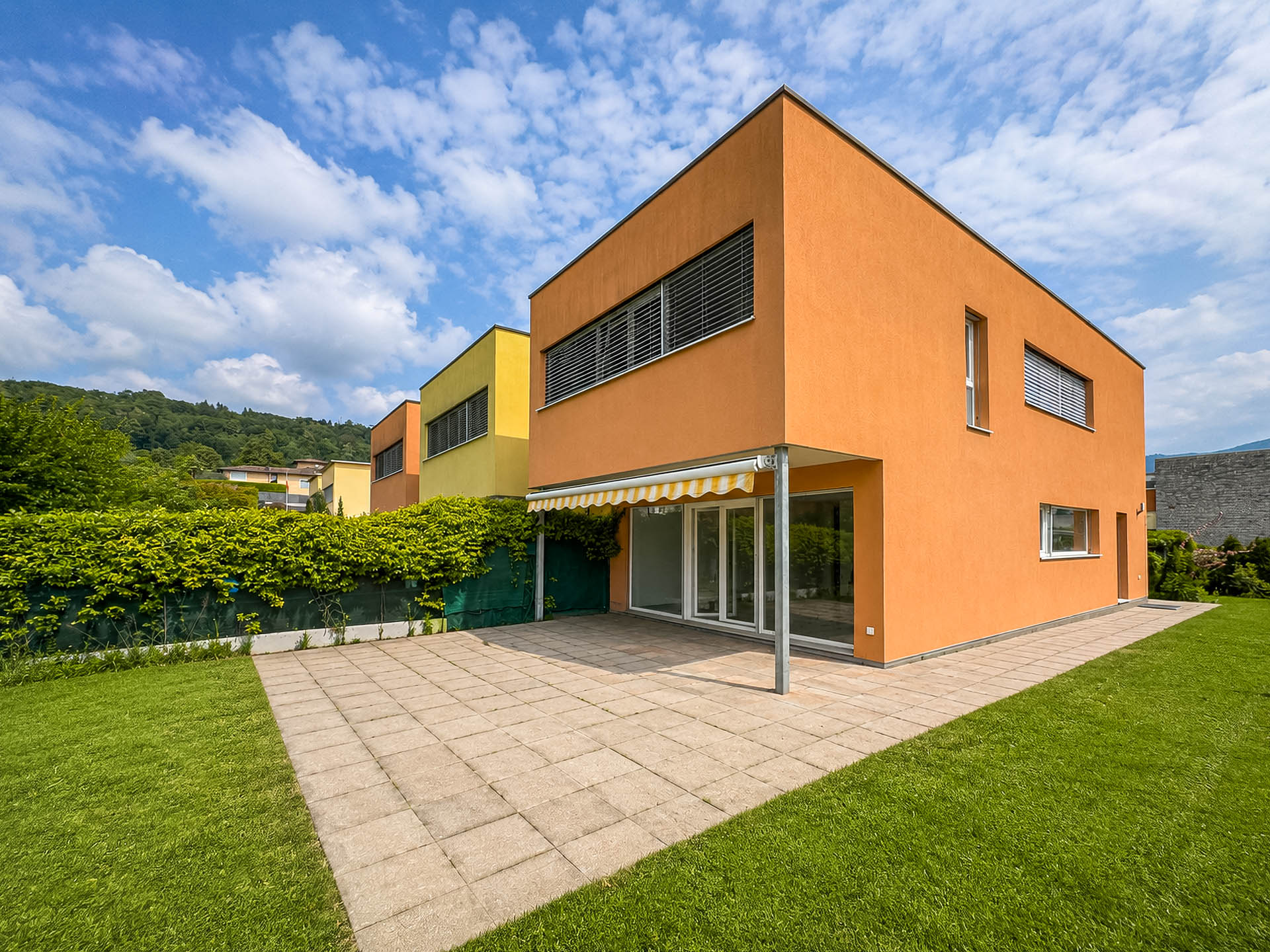 Casa a schiera in vendita a Ligornetto