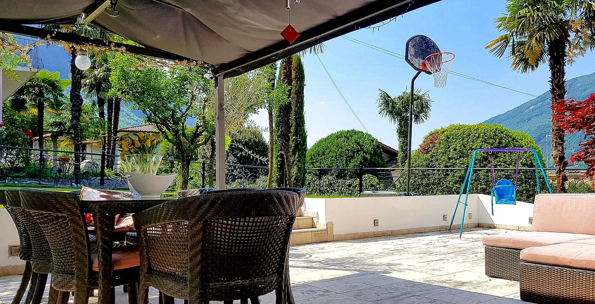 Large, bright single-family home for sale in Melano