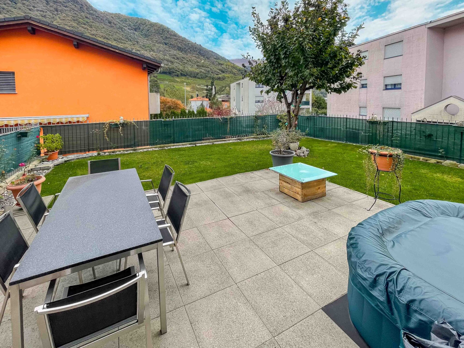 Apartment with garden for sale in Rivera