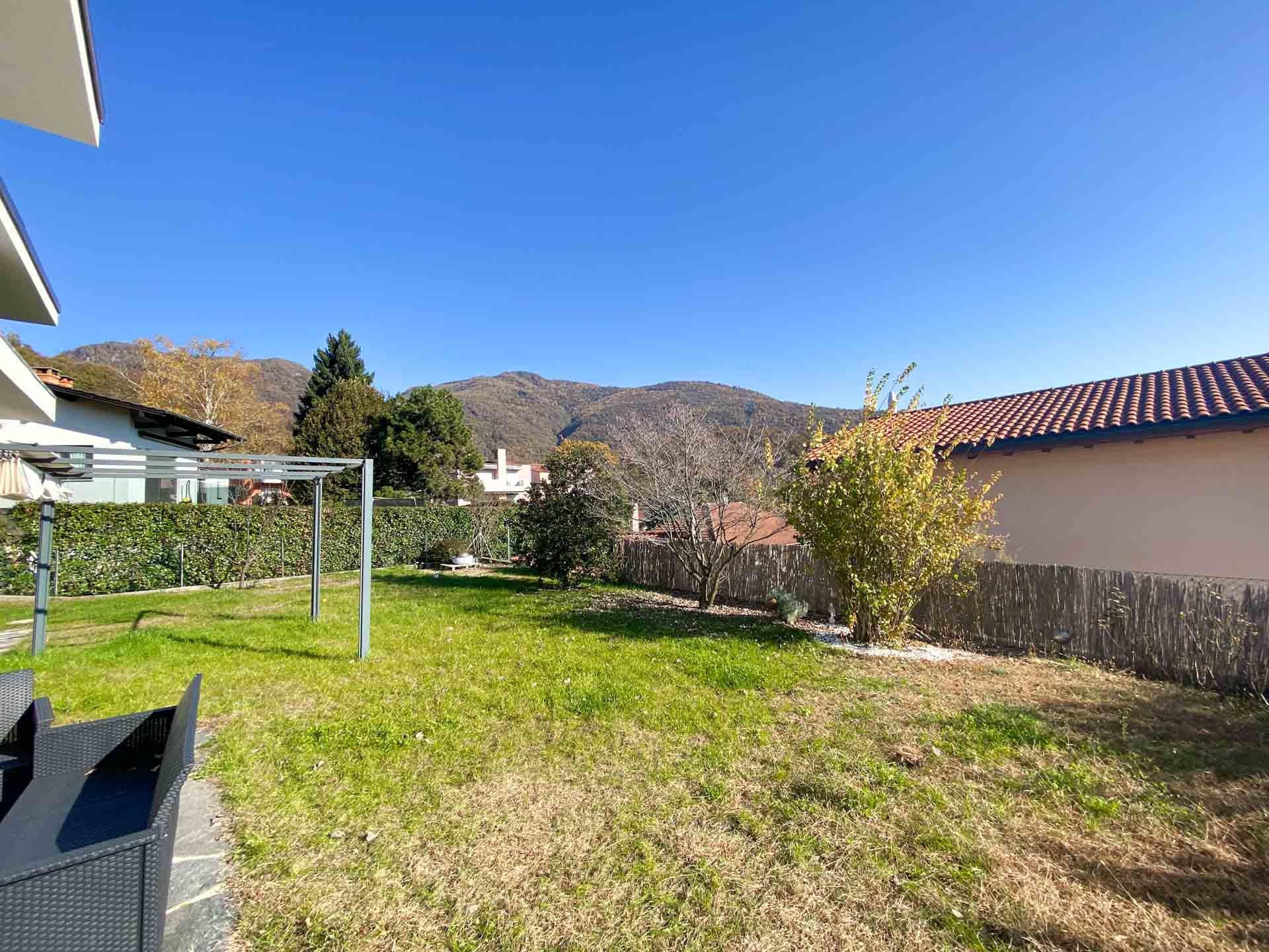 Semi-detached house with a garden and an open view for sale in Taverne Semi-detached house with a garden and an open view for sale in Taverne