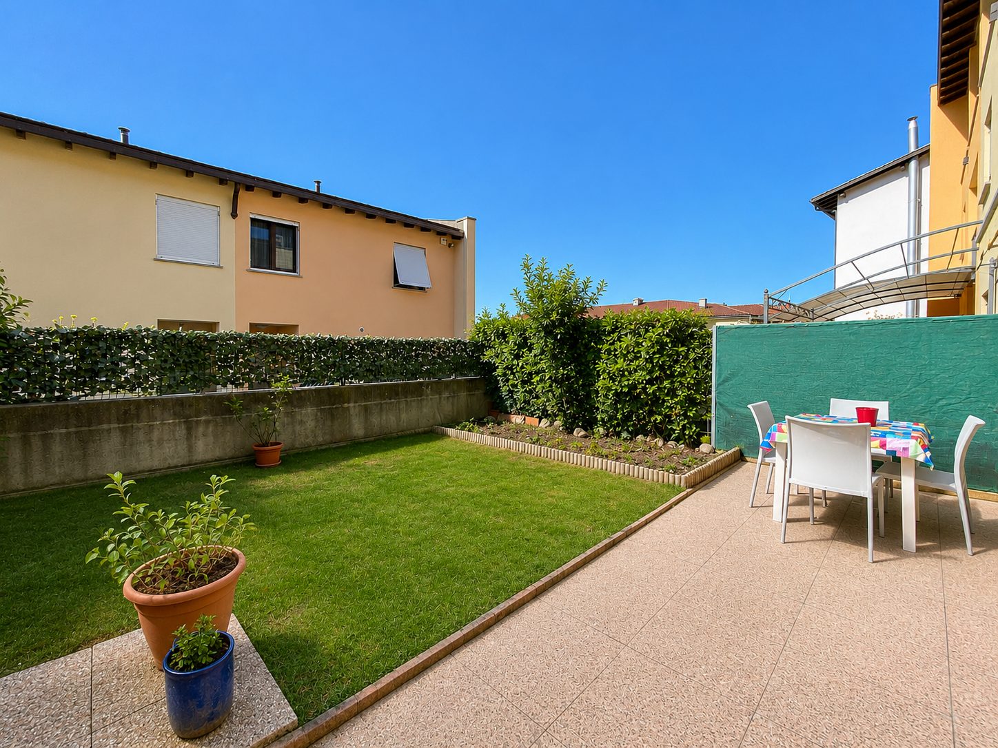 Terraced house with garden for sale in Castel San Pietro