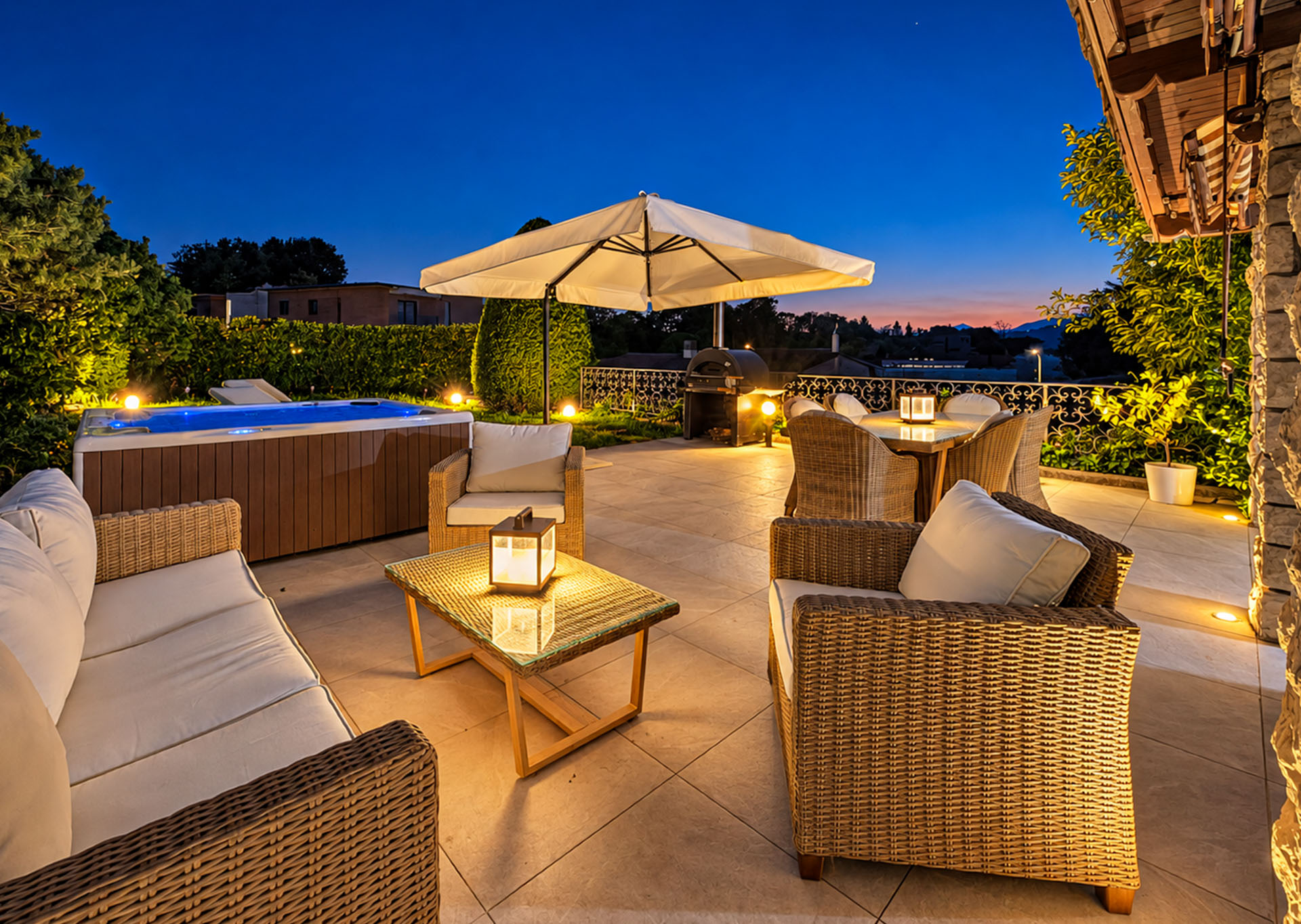Villa con ampio giardino in vendita a Mendrisio Villa con ampio giardino in vendita a Mendrisio
