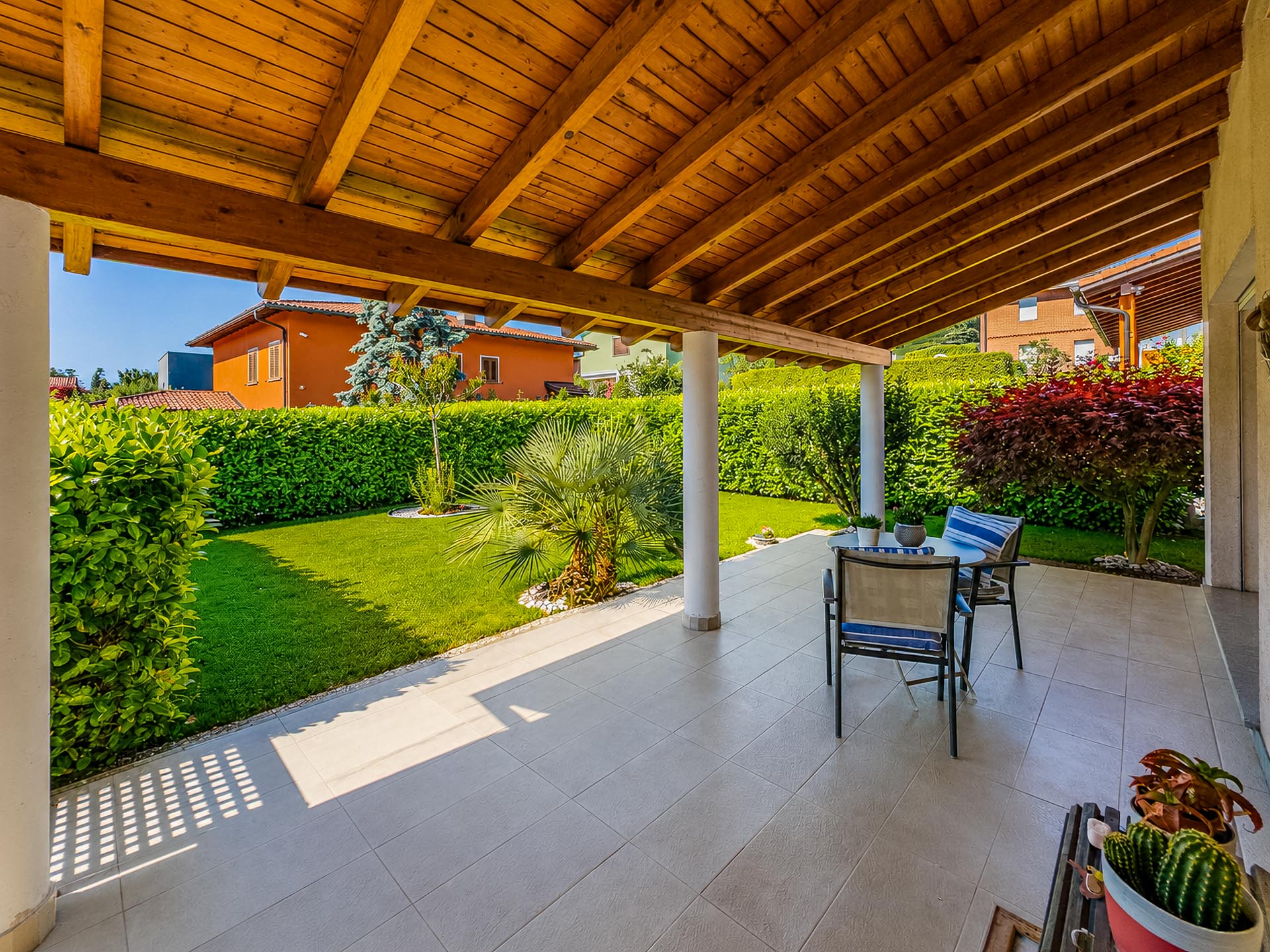 Casa unifamiliare con giardino in vendita a Stabio