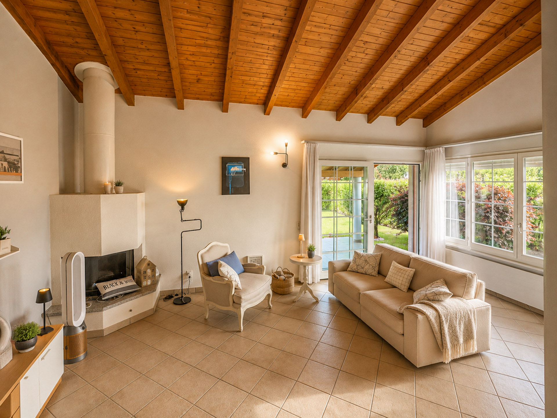 Casa unifamiliare con giardino in vendita a Stabio