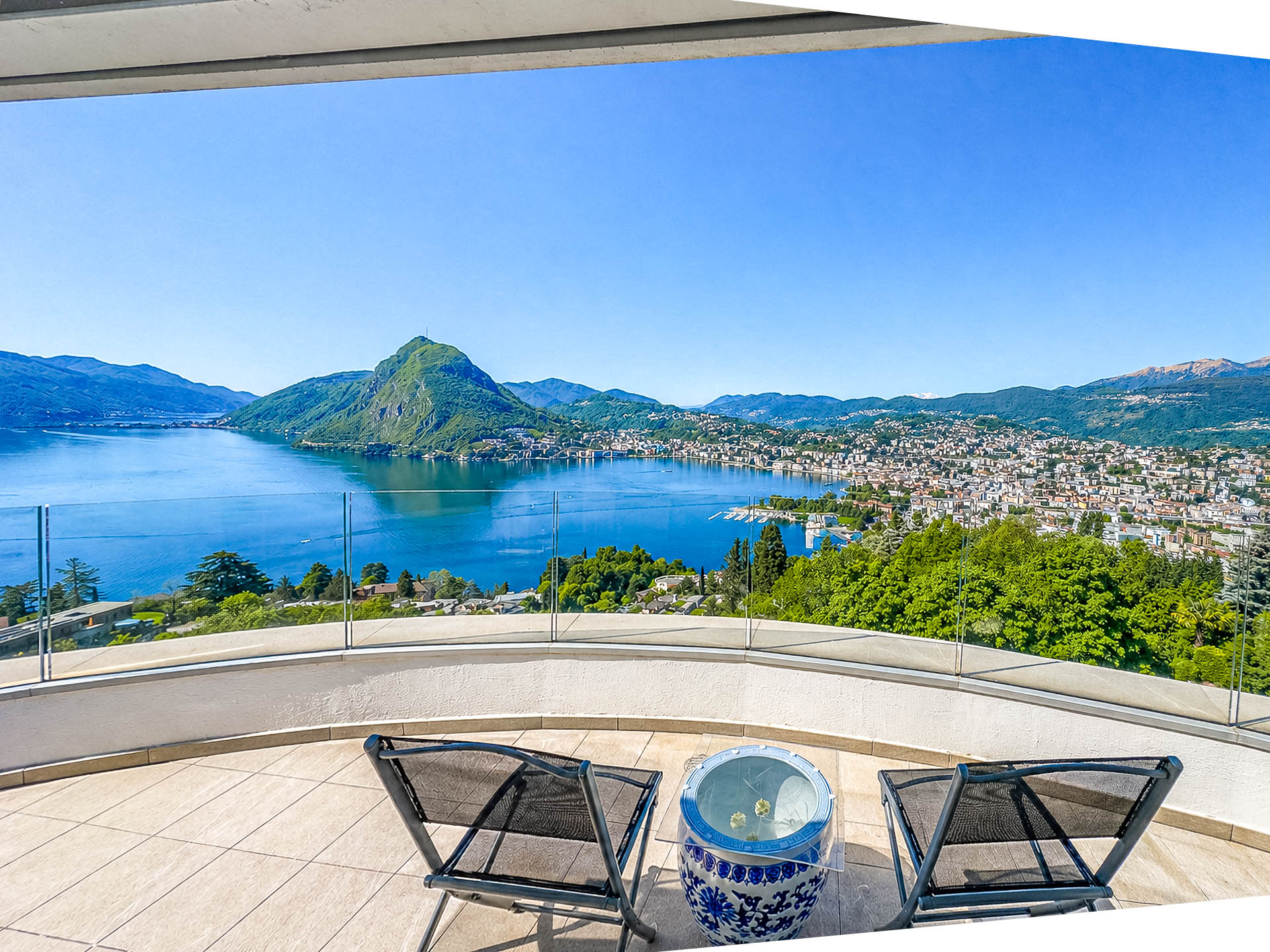 Appartamento duplex di lusso vista lago in vendita ad Aldesago Appartamento duplex di lusso vista lago in vendita ad Aldesago