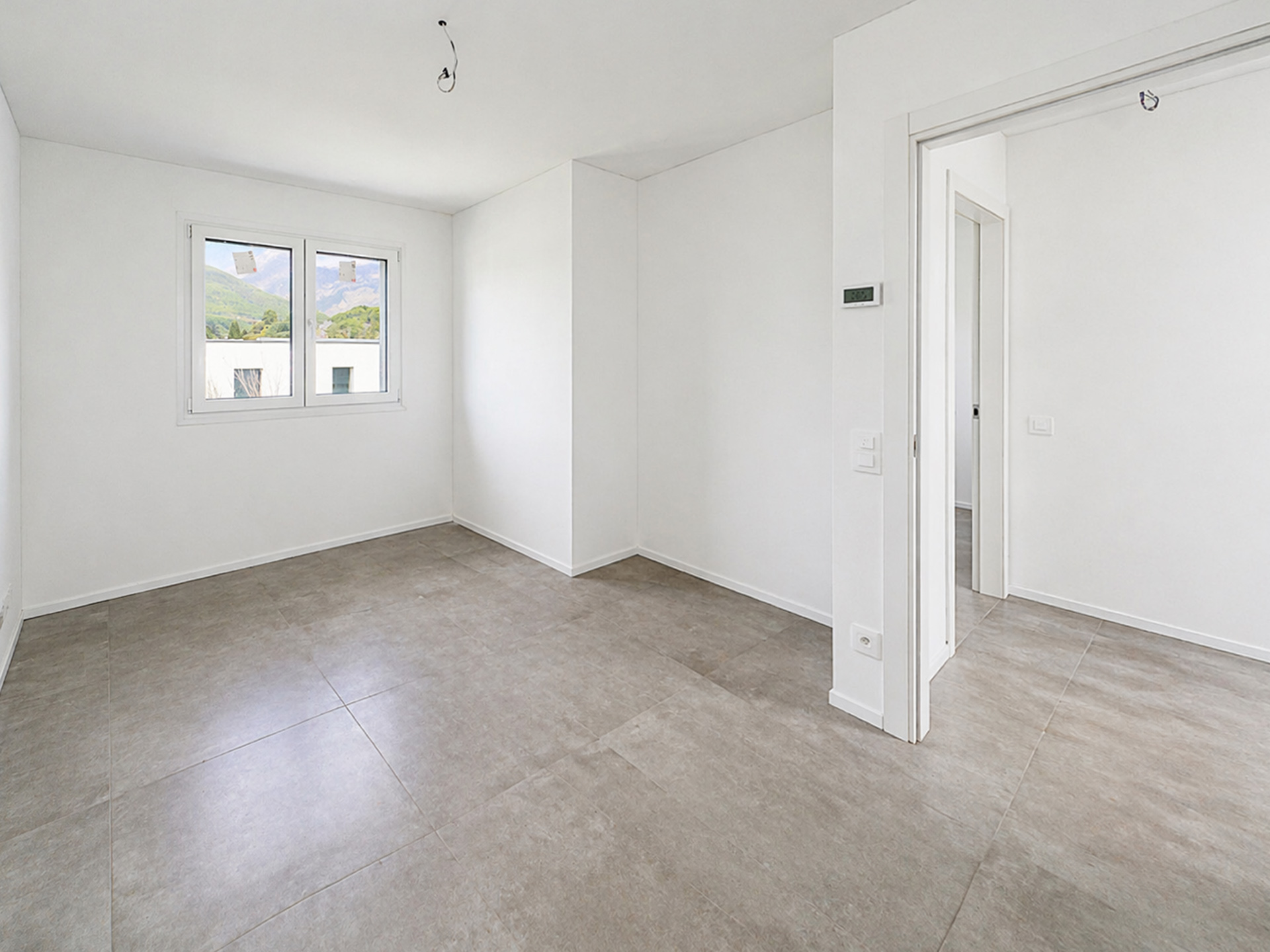 Terraced house with garden for sale in Camorino