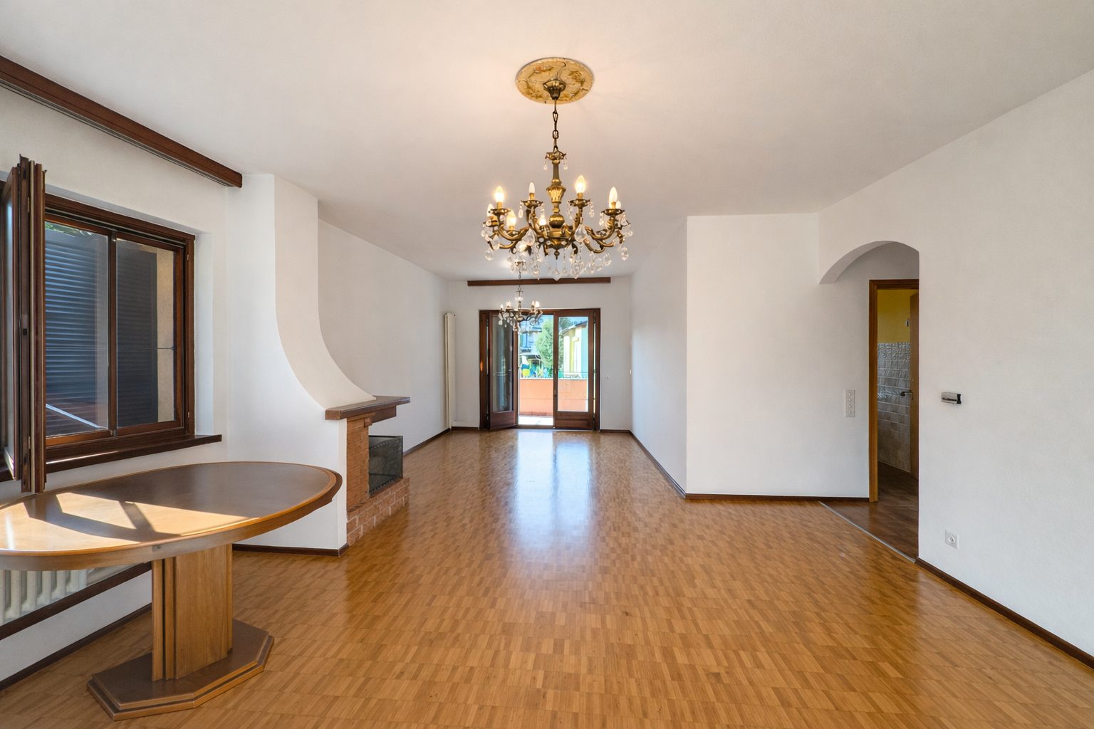 Haus mit Garten zu verkaufen in Taverne Haus mit Garten zu verkaufen in Taverne