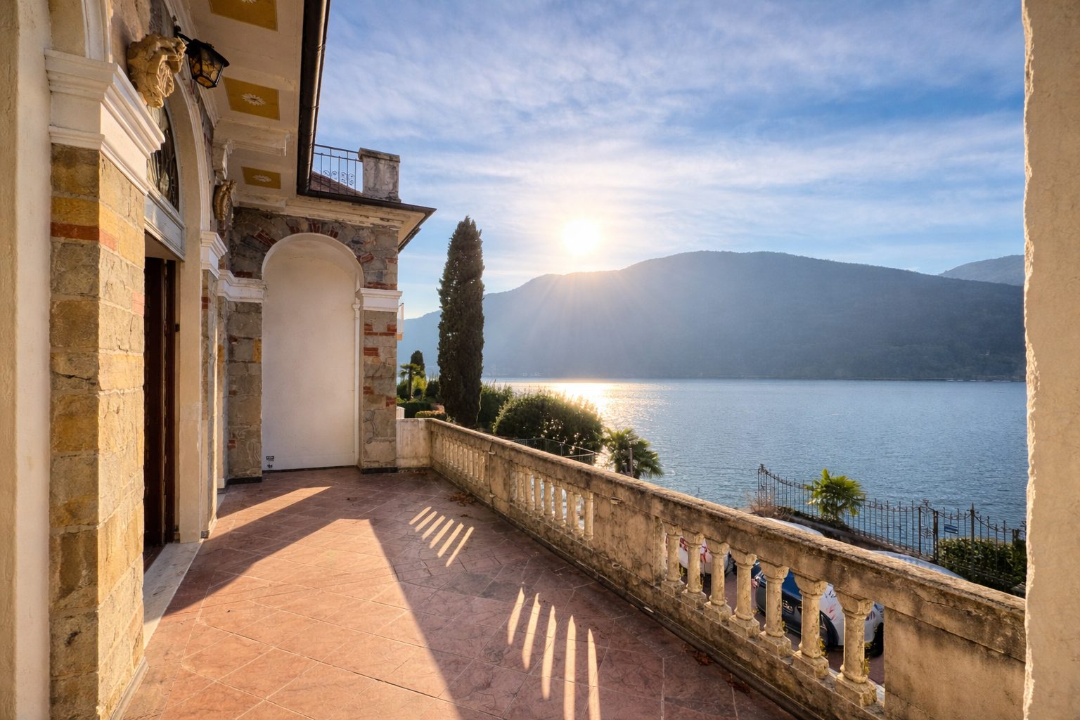 Charmante historische Villa am See in Morcote zu verkaufen Charmante historische Villa am See in Morcote zu verkaufen