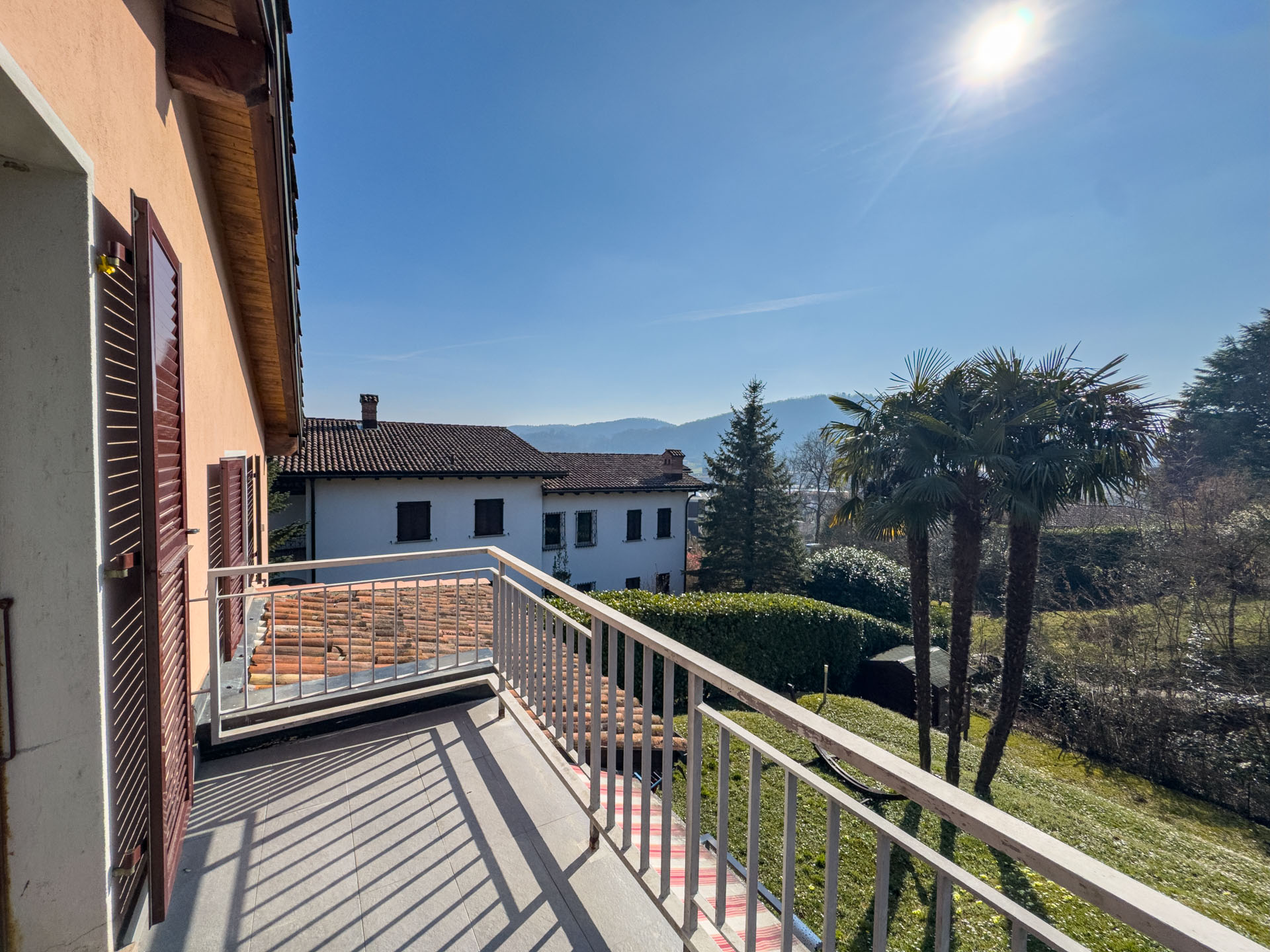 Haus mit Garten zu verkaufen in Stabio Haus mit Garten zu verkaufen in Stabio